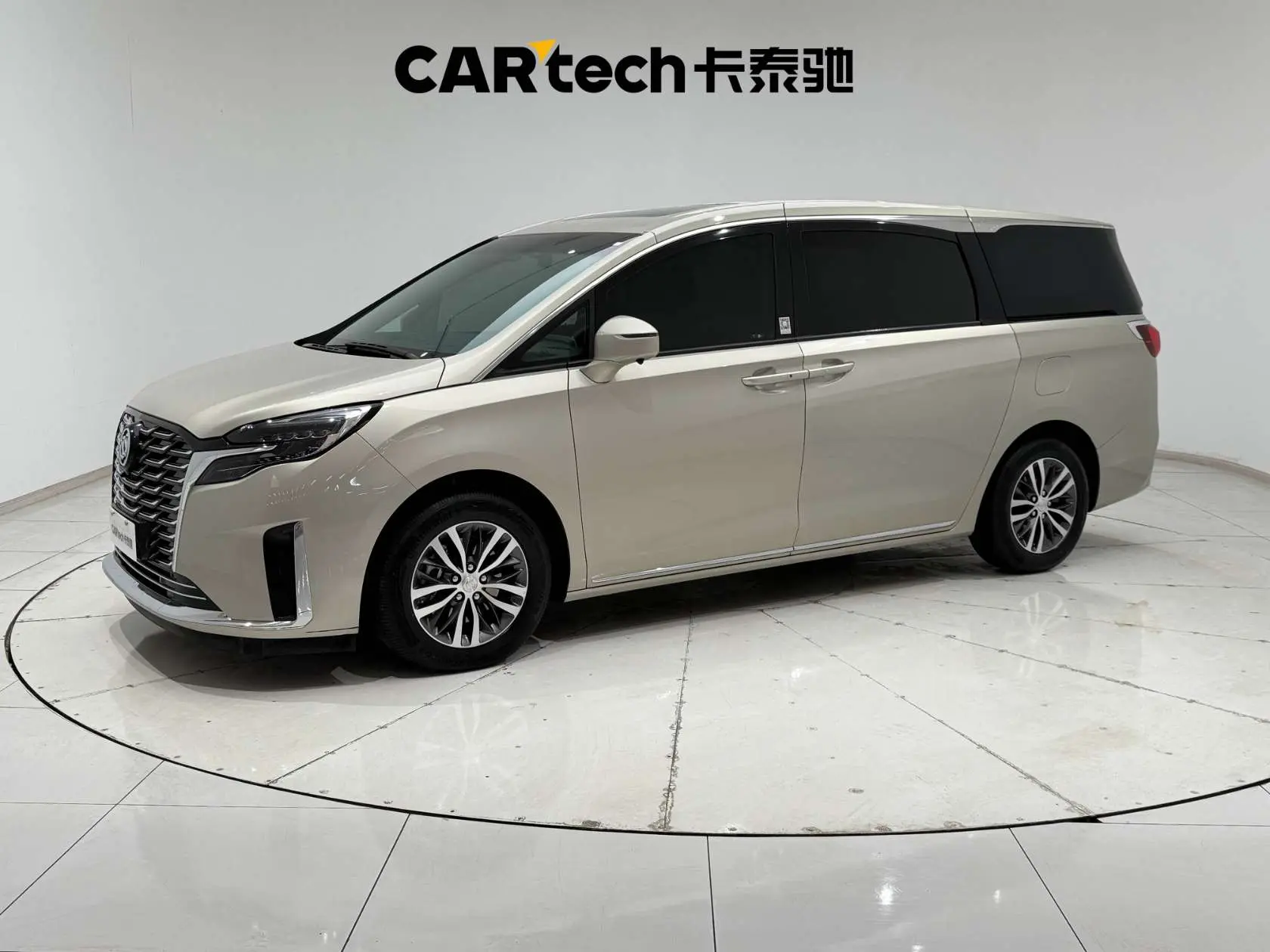 Buick GL8  из Китая