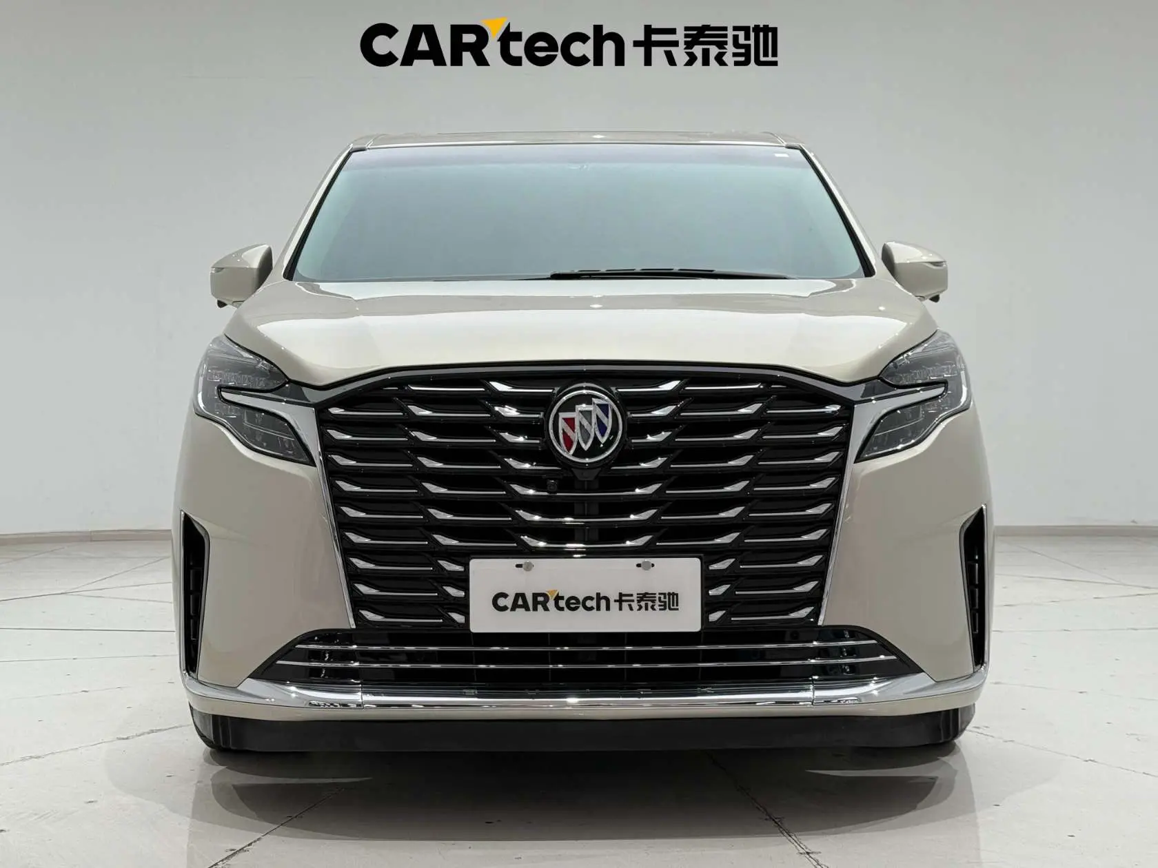 Buick GL8  из Китая