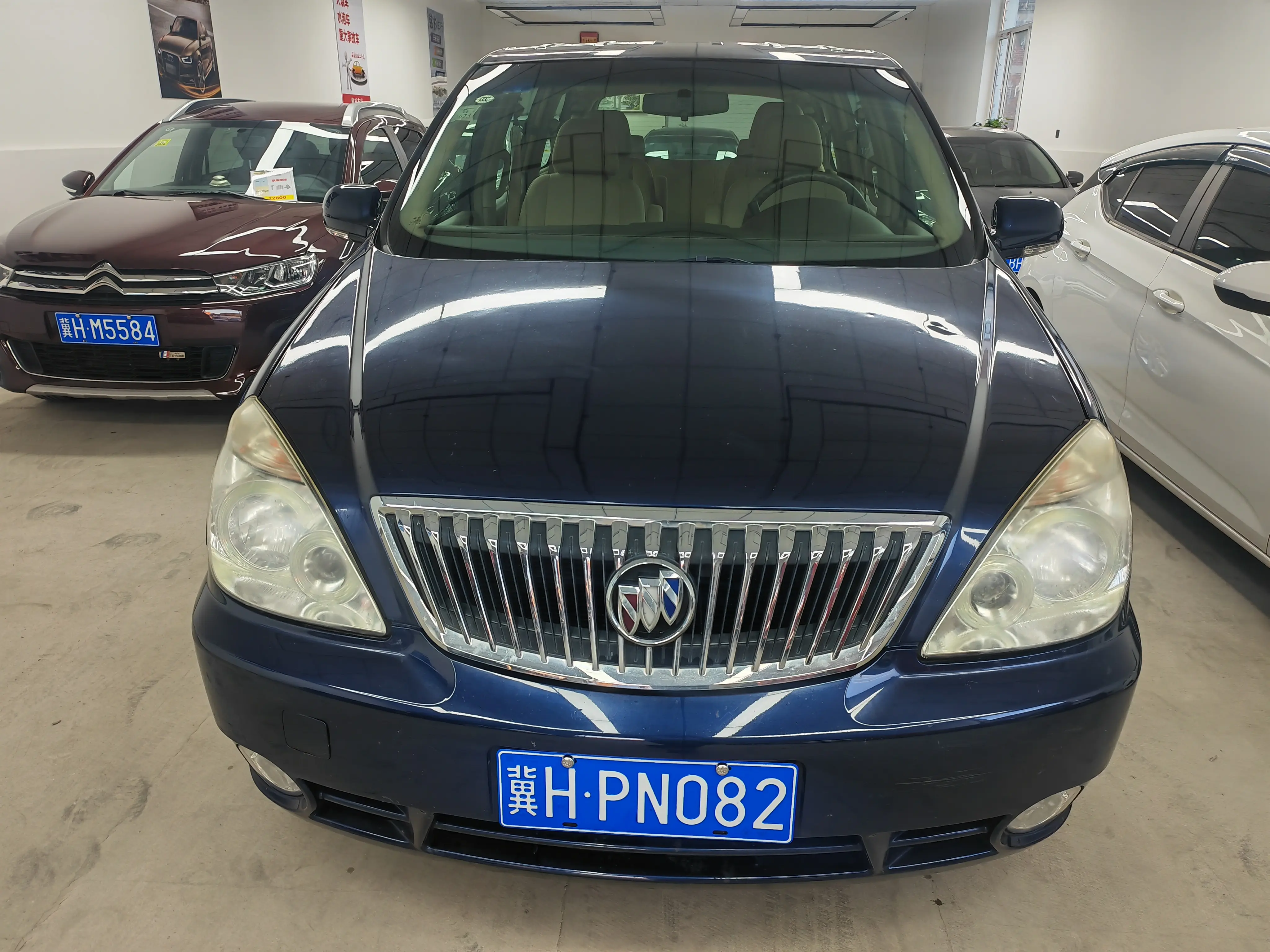 Buick GL8  из Китая