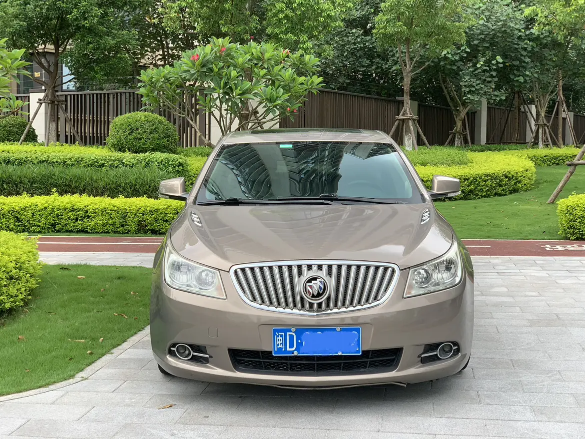 Buick LaCrosse  из Китая