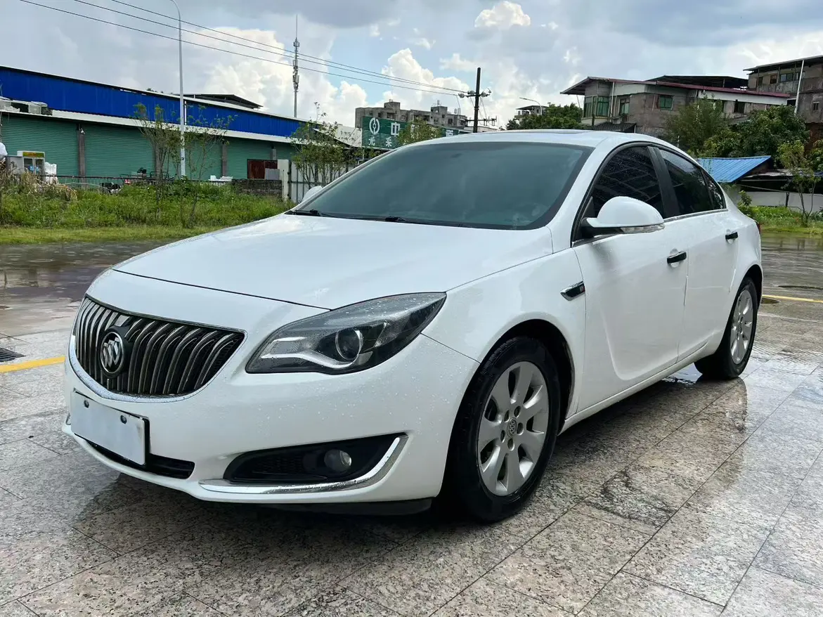 Buick Majesty  из Китая