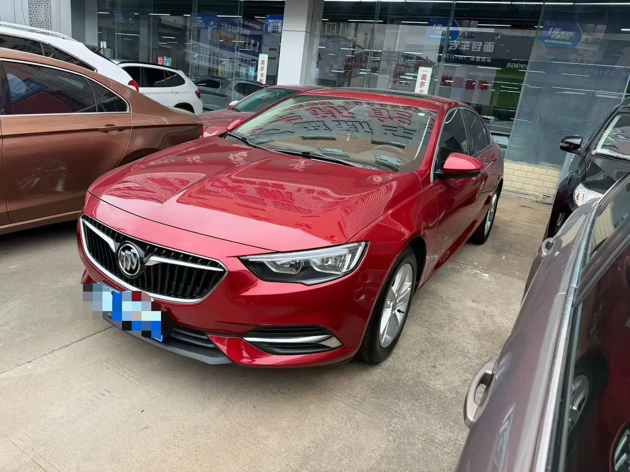 Buick Majesty  из Китая