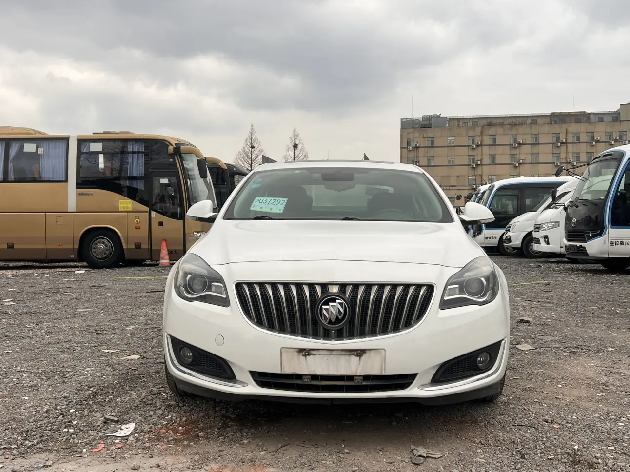 Buick Majesty  из Китая