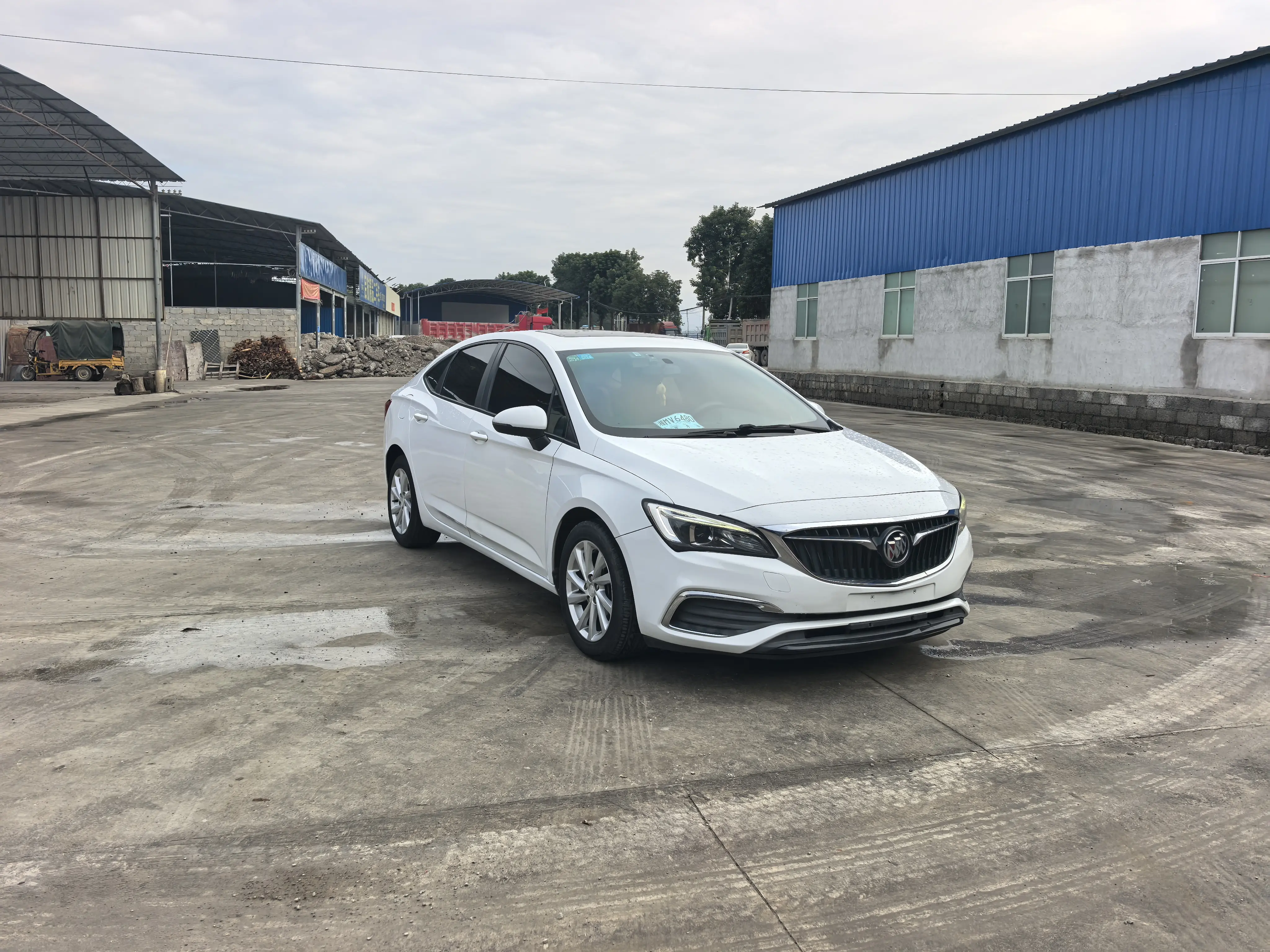 Buick Valeant  из Китая