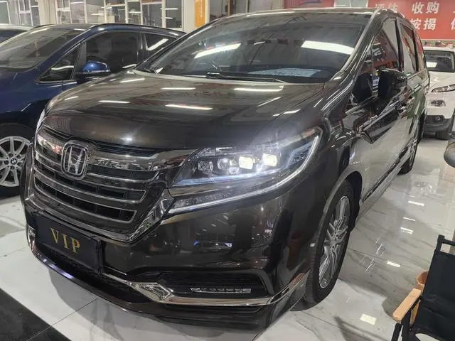 Honda Elysion (Alison)  из Китая