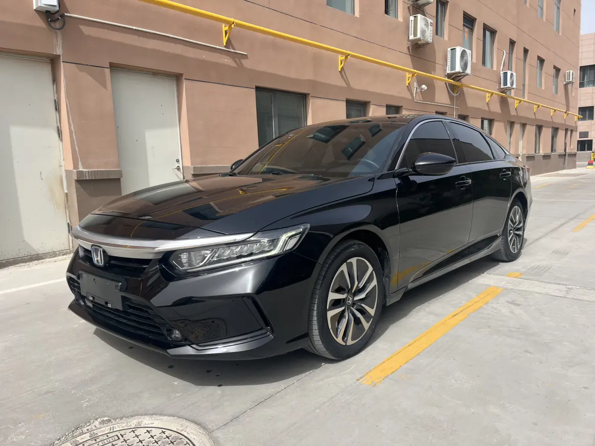 Honda Inspire (Yingshipai)  из Китая