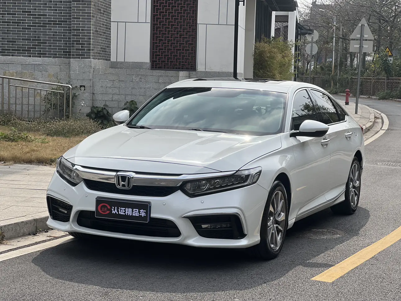 Honda Inspire (Yingshipai)  из Китая