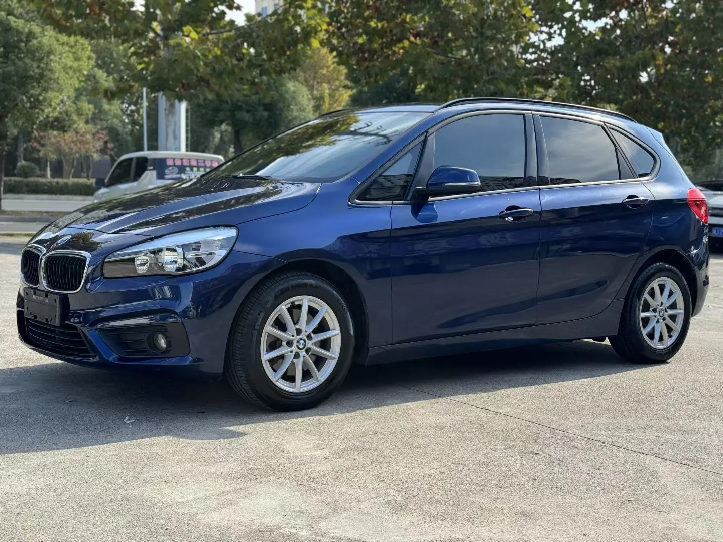 BMW 2 Series Active Tourer  из Китая
