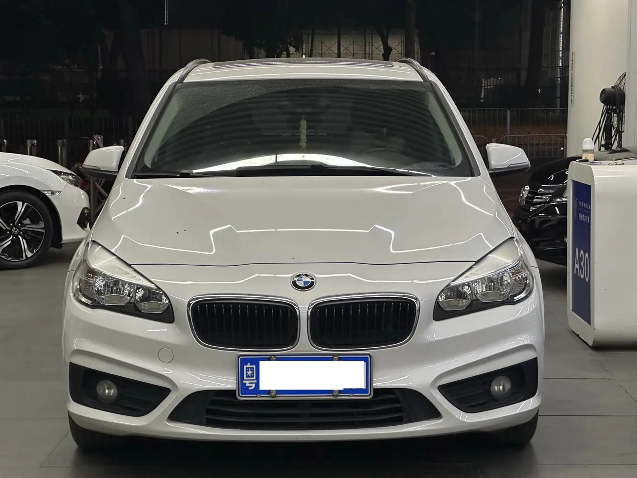 BMW 2 Series Active Tourer  из Китая