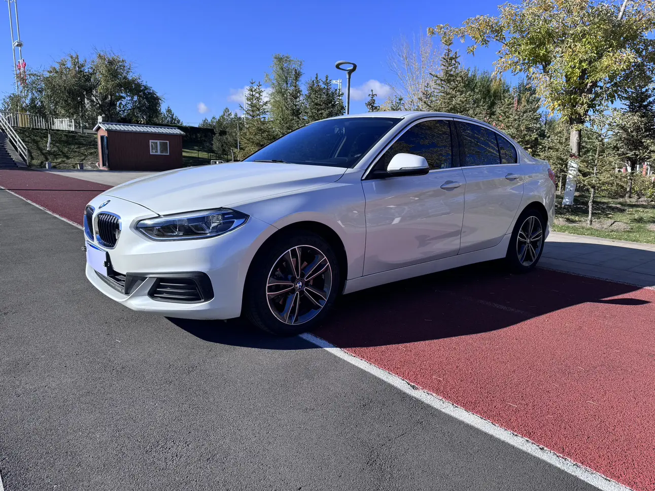 BMW 1 Series  из Китая