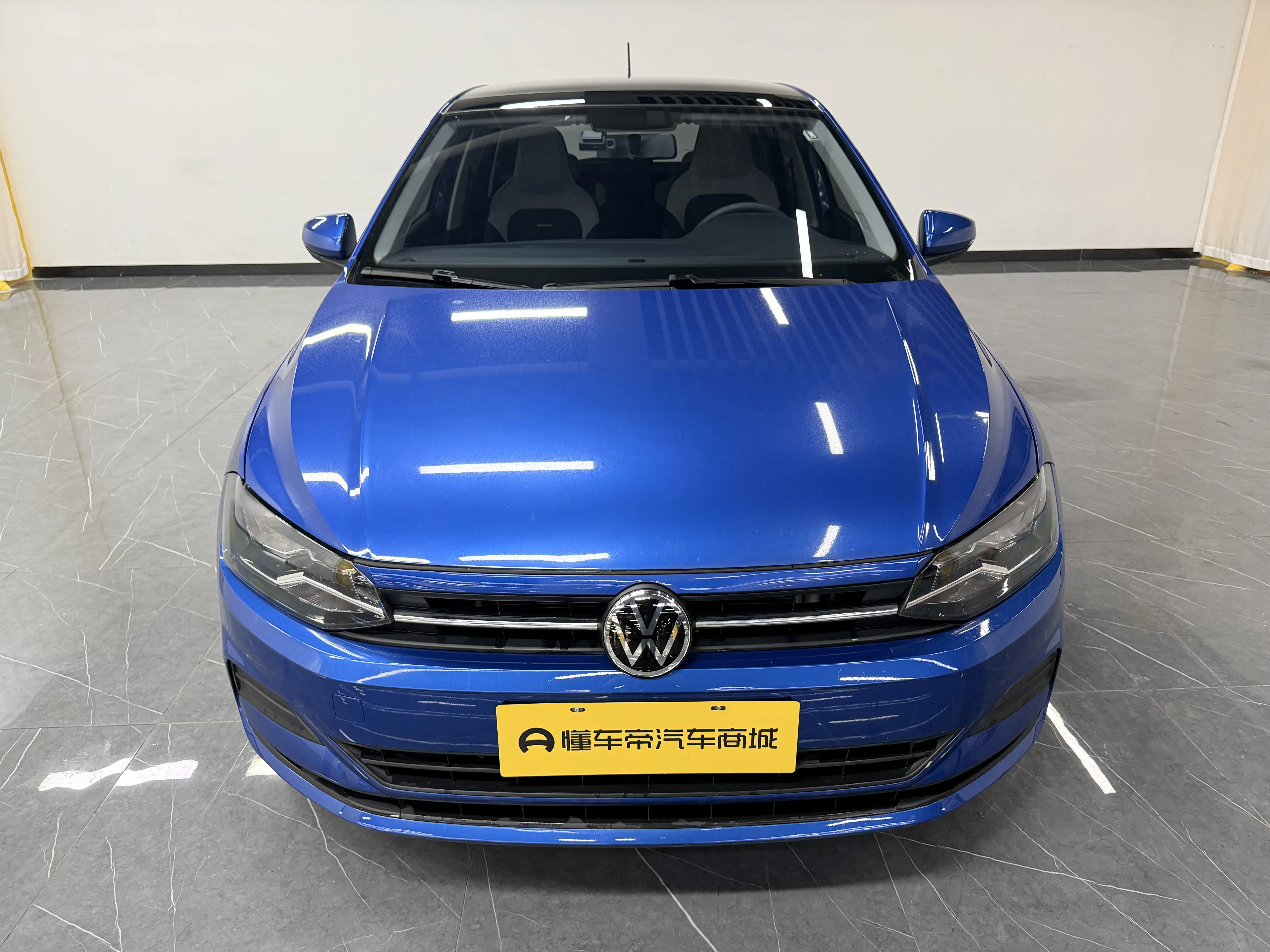 Volkswagen Polo  из Китая