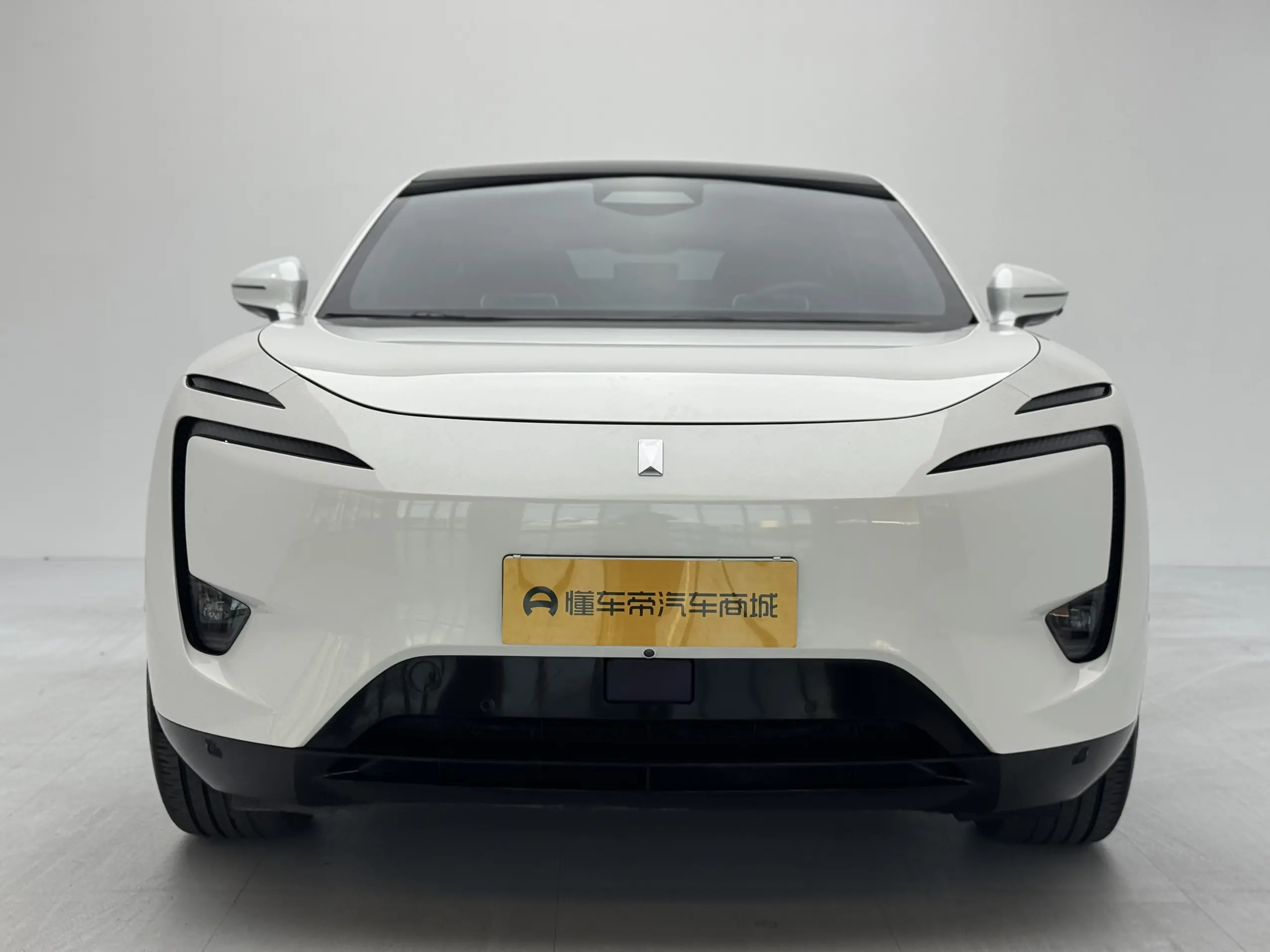 AVATR 11  из Китая