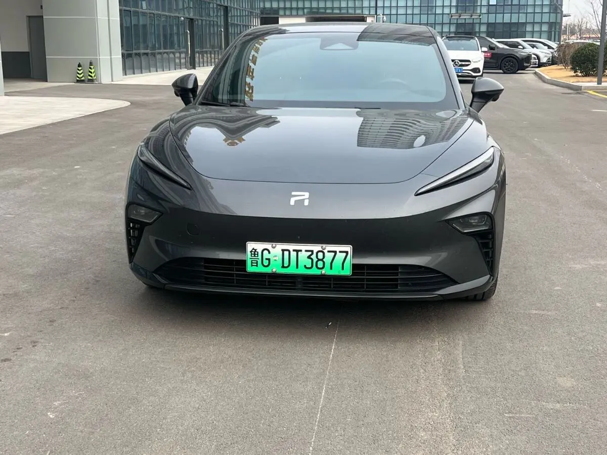 Rising Auto Feifan F7  из Китая