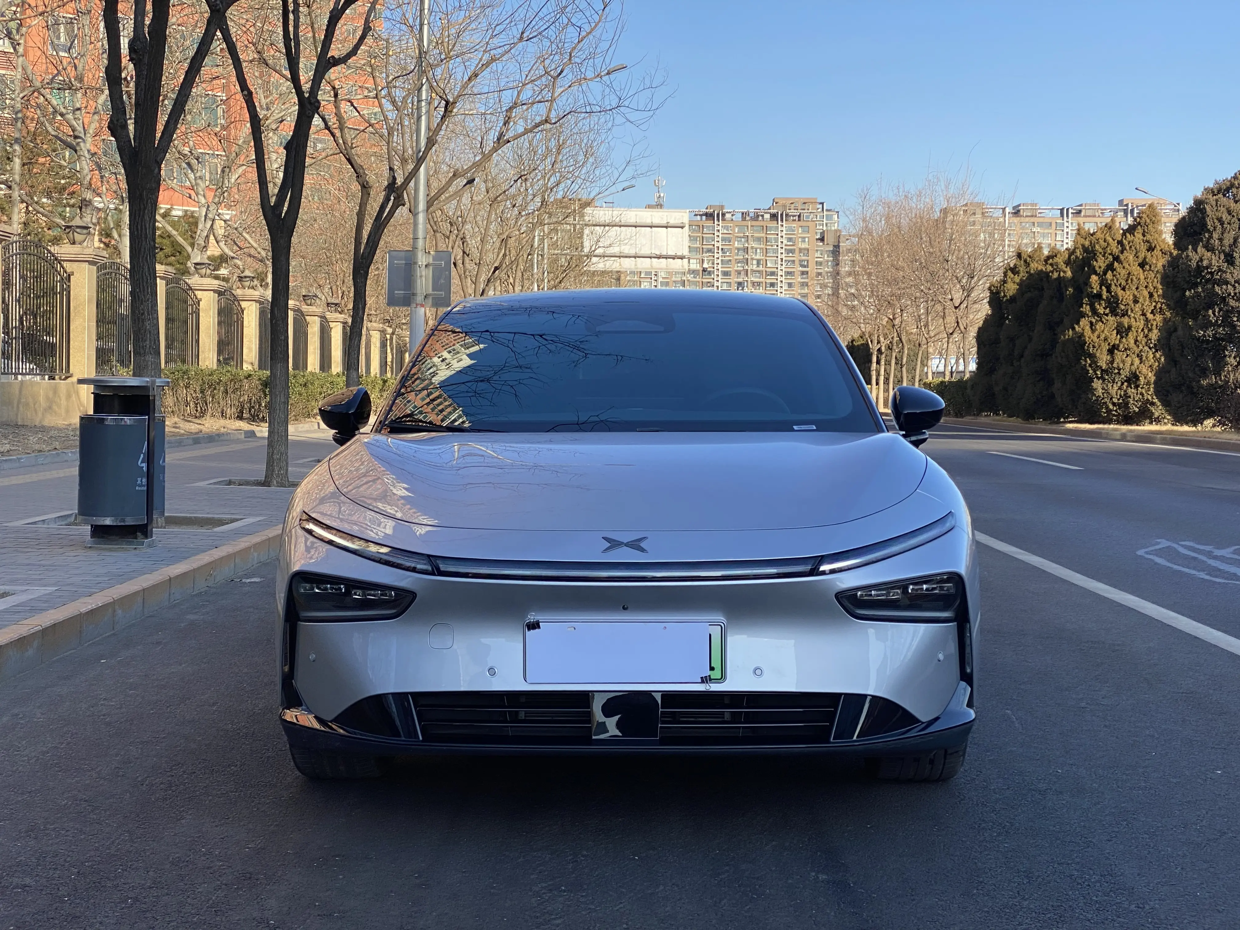 Xpeng P7+  из Китая