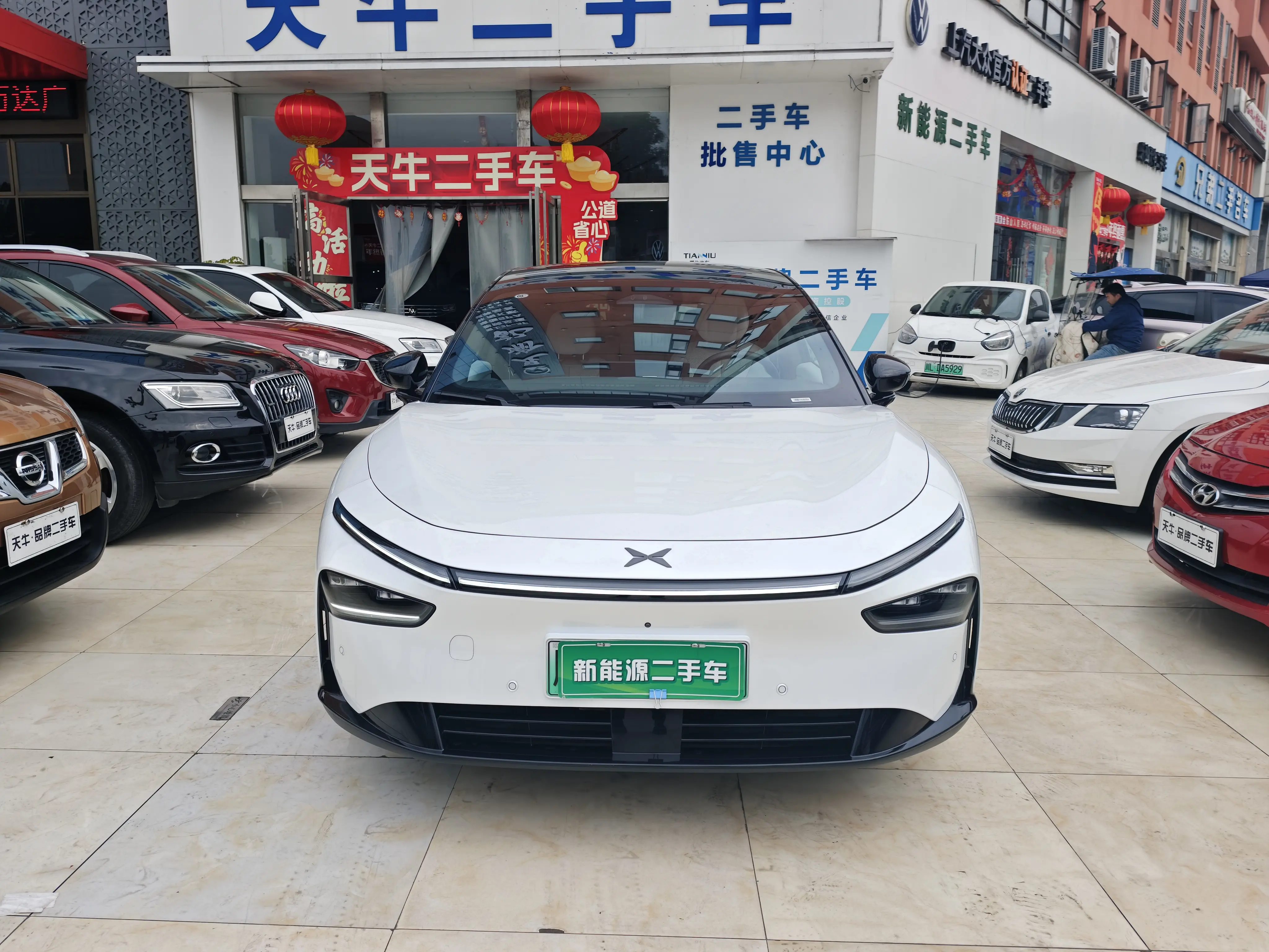 Xpeng P7+  из Китая