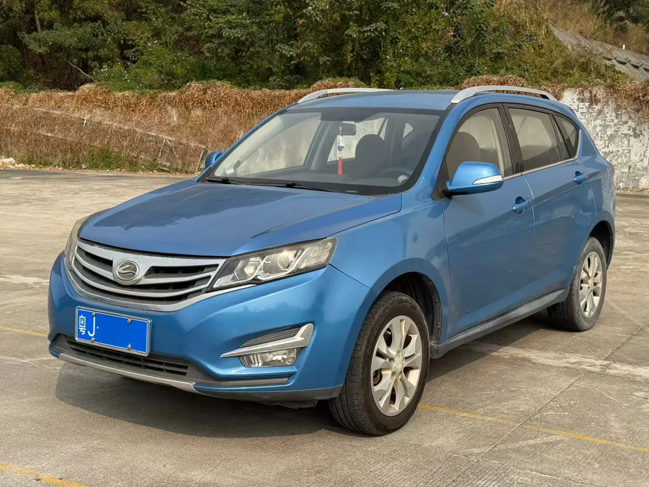 Lu Feng Landwind X5  из Китая