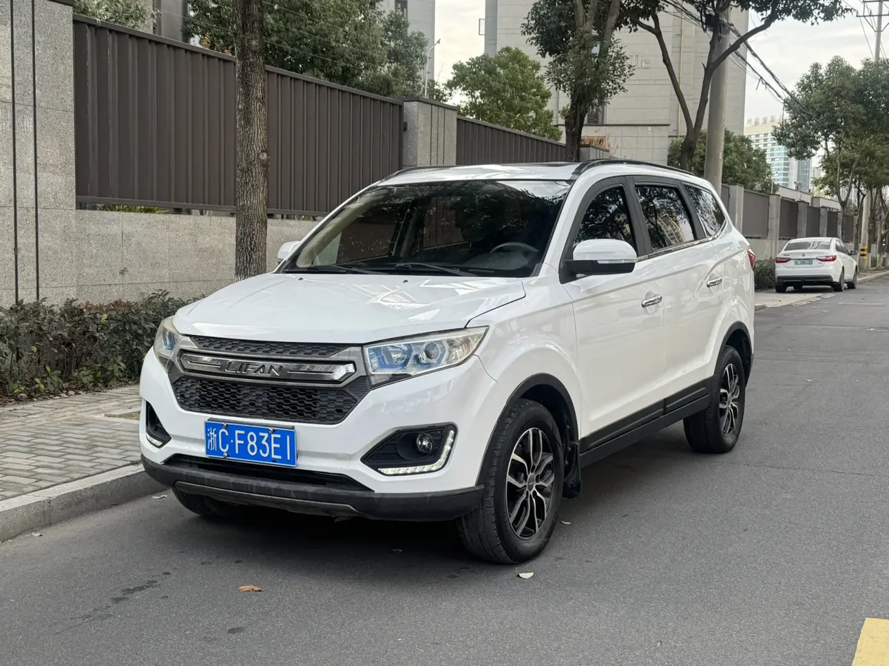 Lifan Maiwe  из Китая