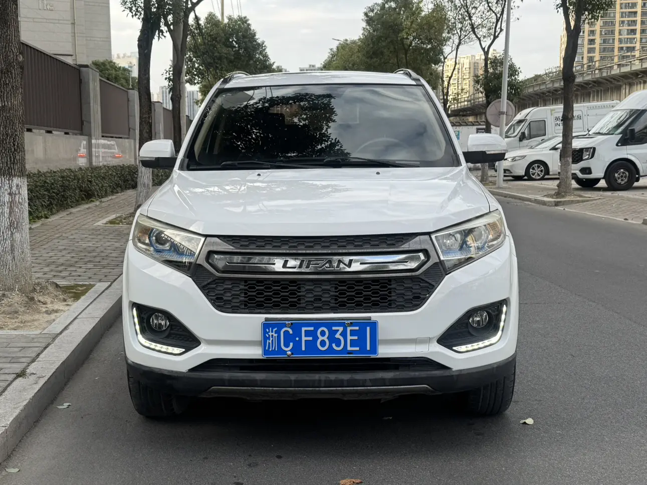 Lifan Maiwe  из Китая