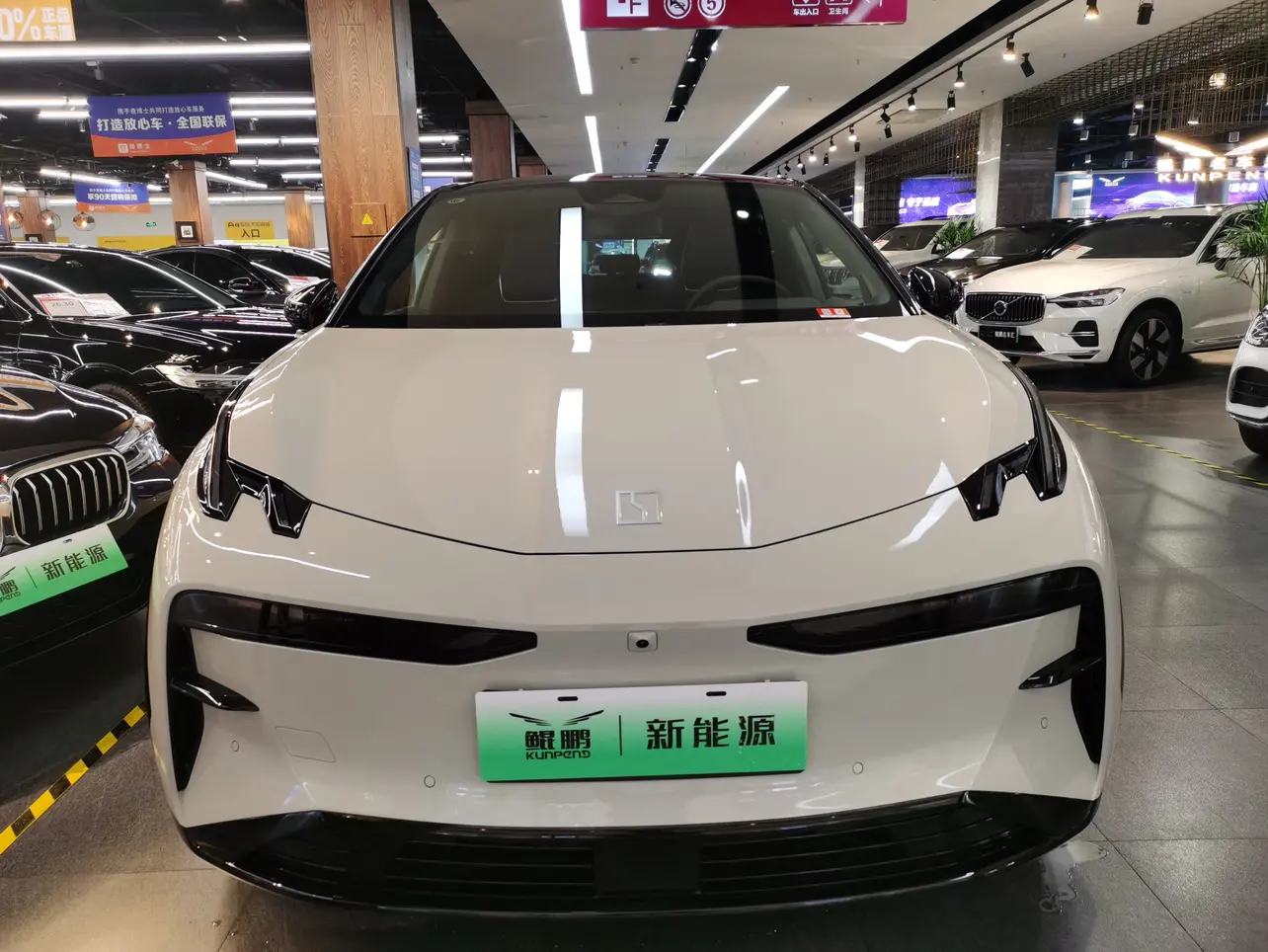 ZEEKR X  из Китая