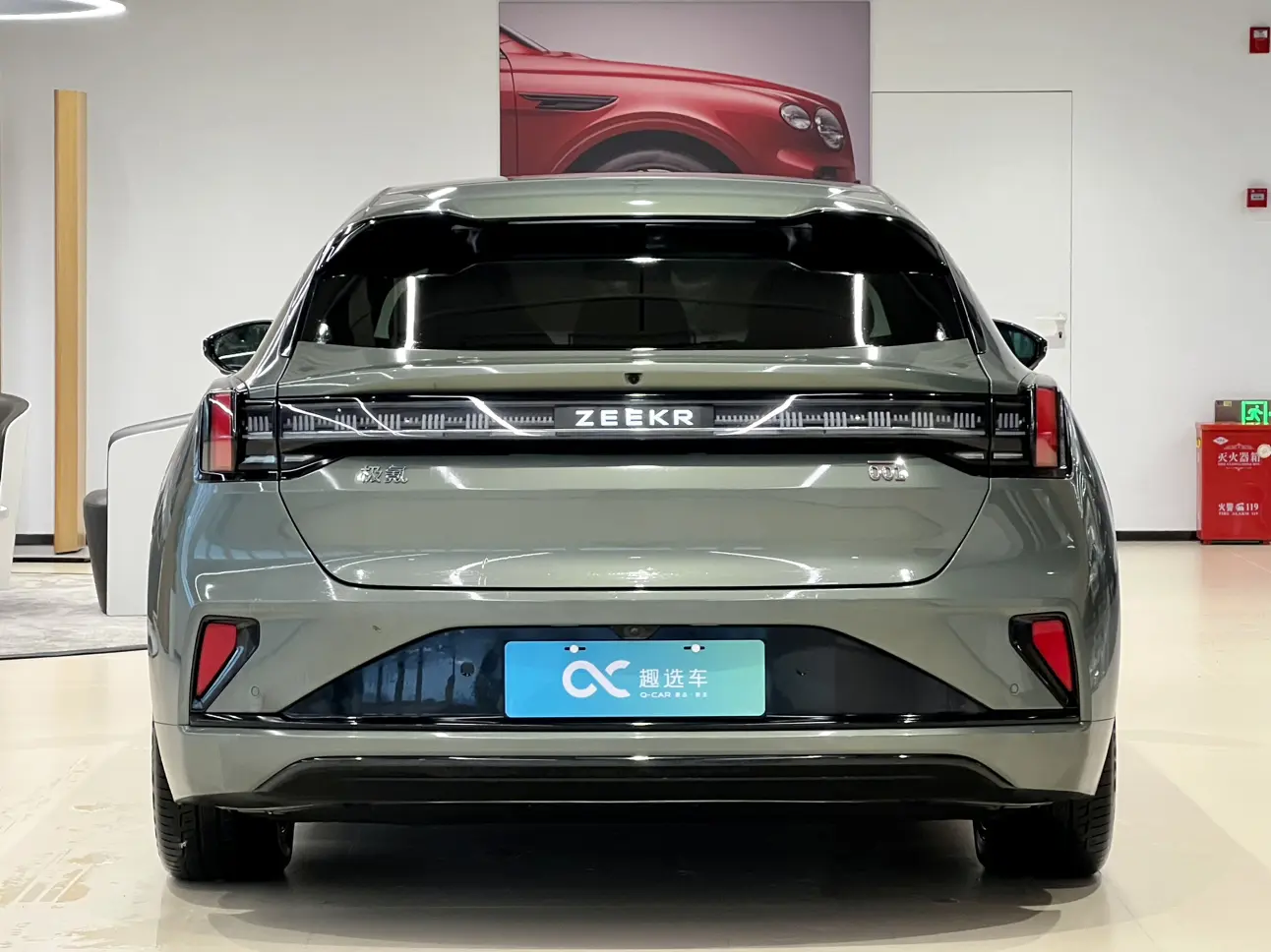 ZEEKR 001  из Китая