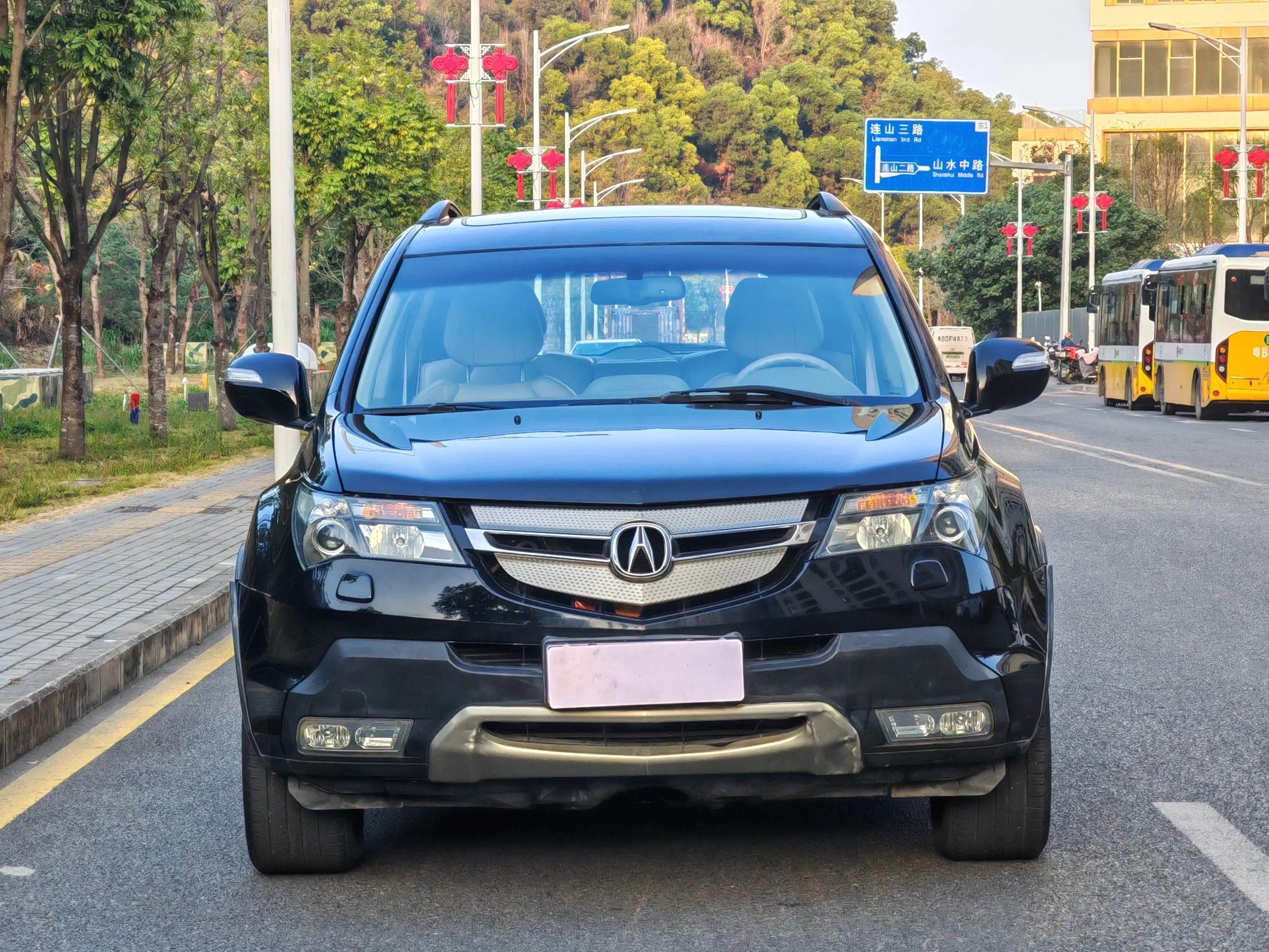 Acura MDX  из Китая