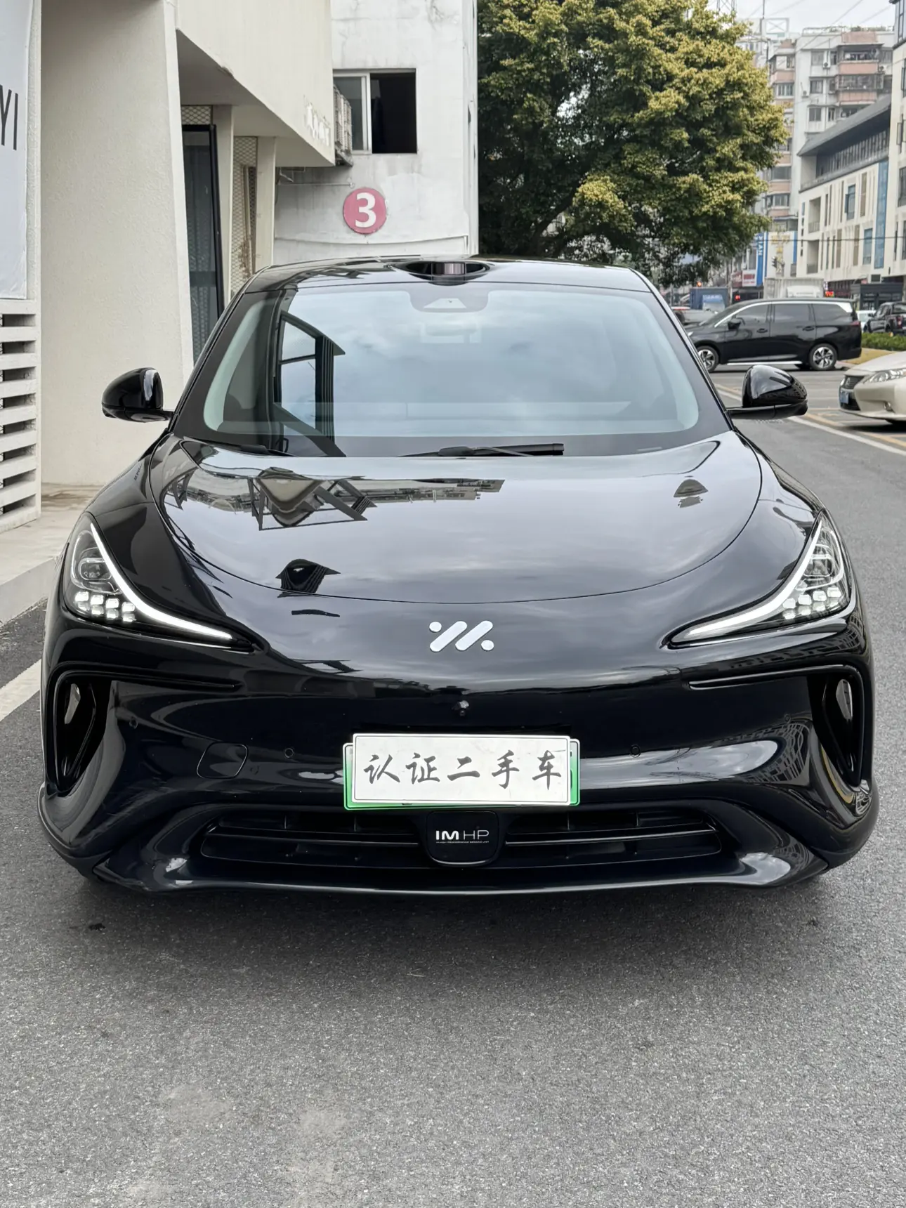 Zhiji LS6  из Китая