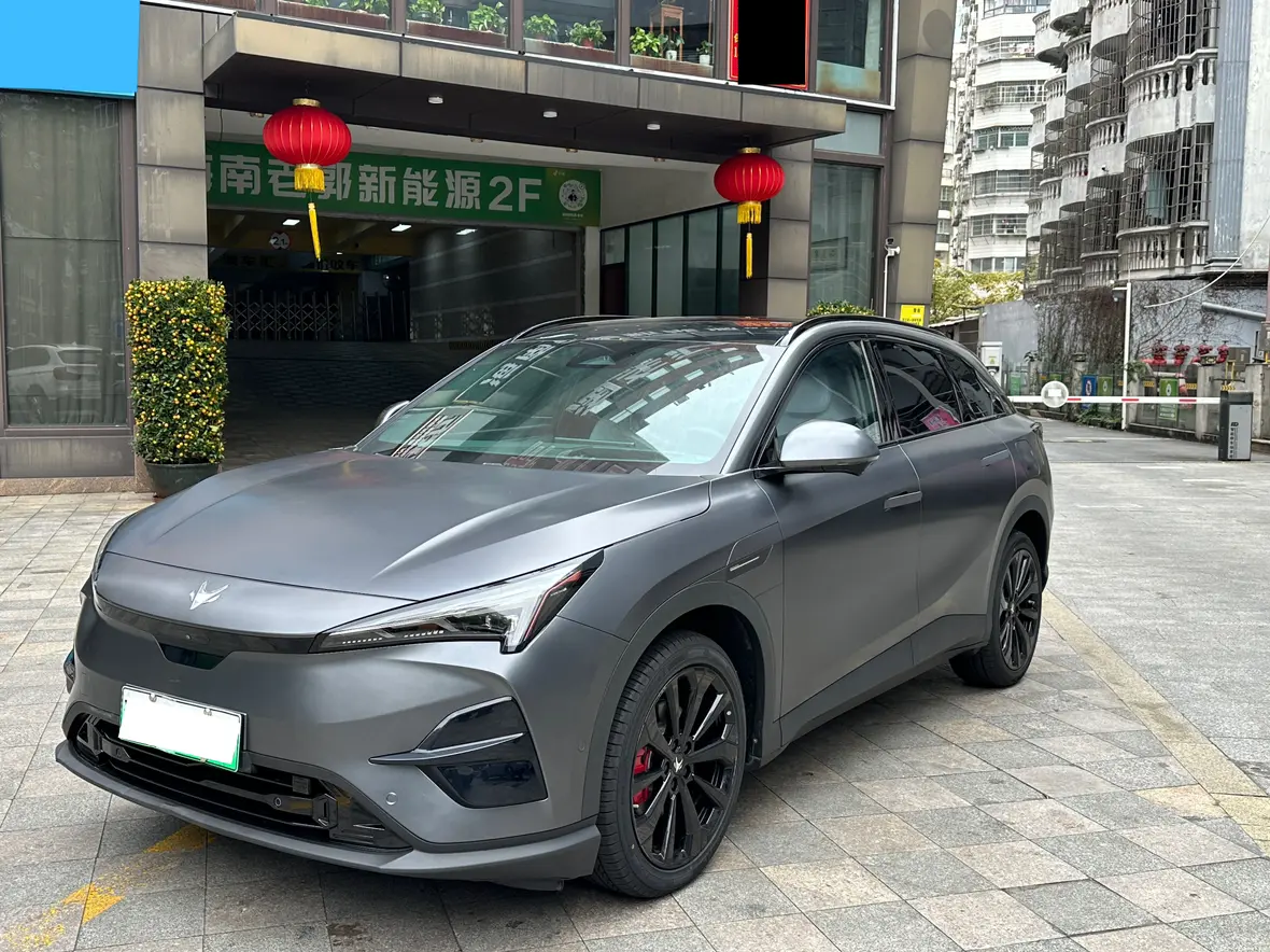 ARCFOX Extreme Fox JiFox Alpha T5  из Китая