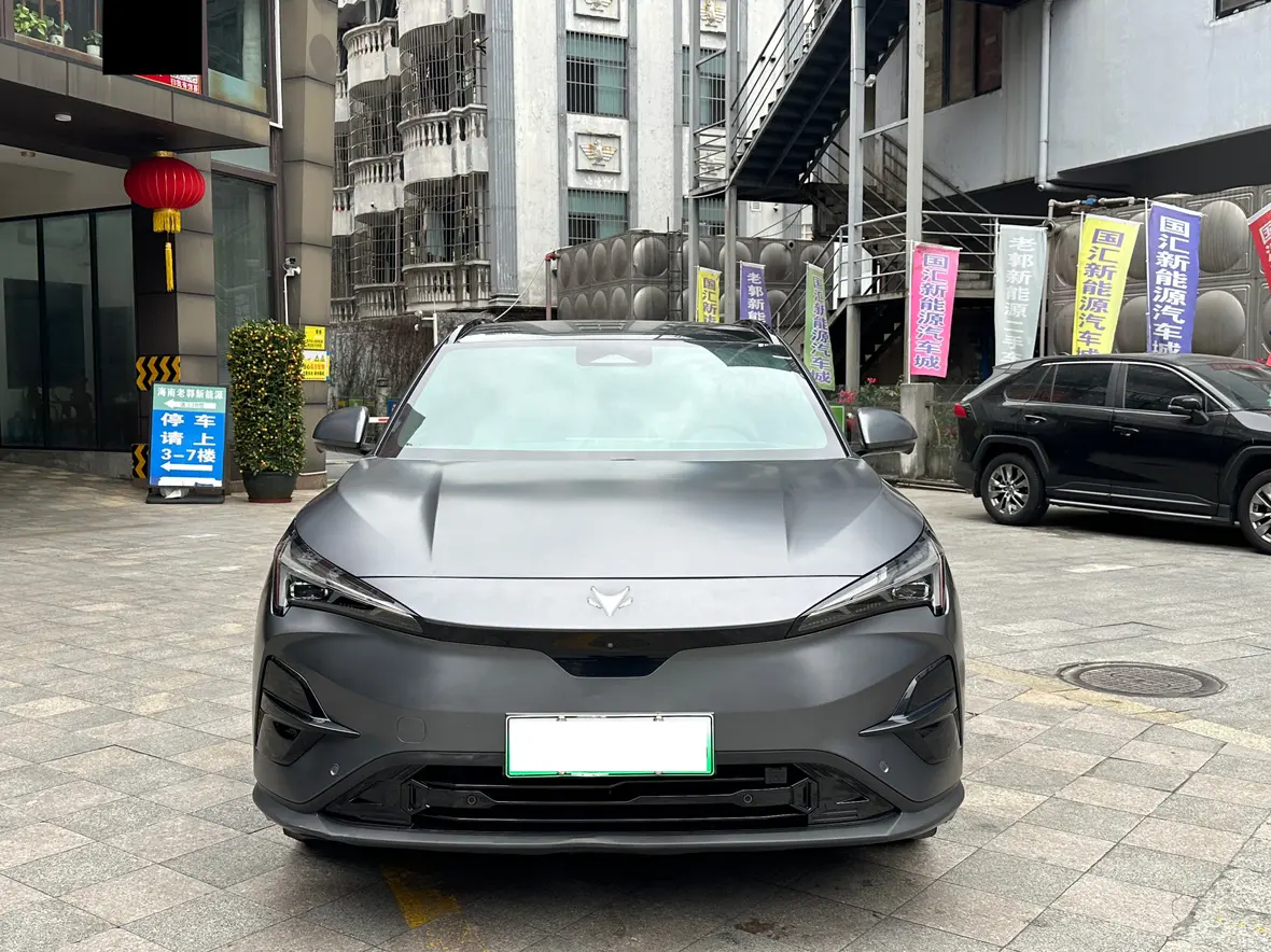 ARCFOX Extreme Fox JiFox Alpha T5  из Китая