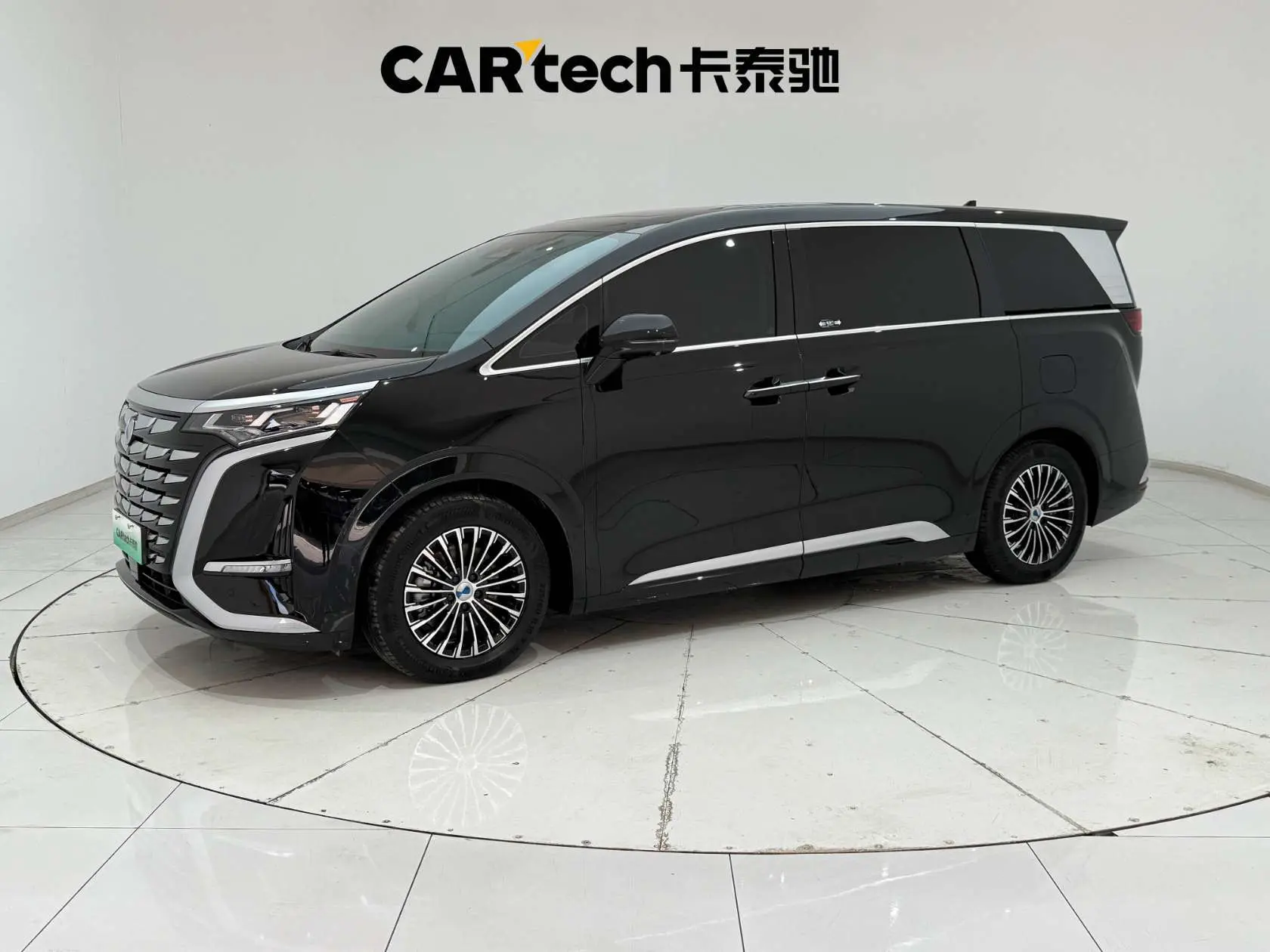 Denza D9 DM  из Китая