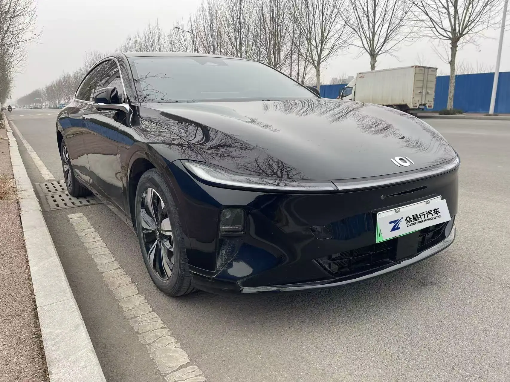 Changan Qiyuan A07  из Китая