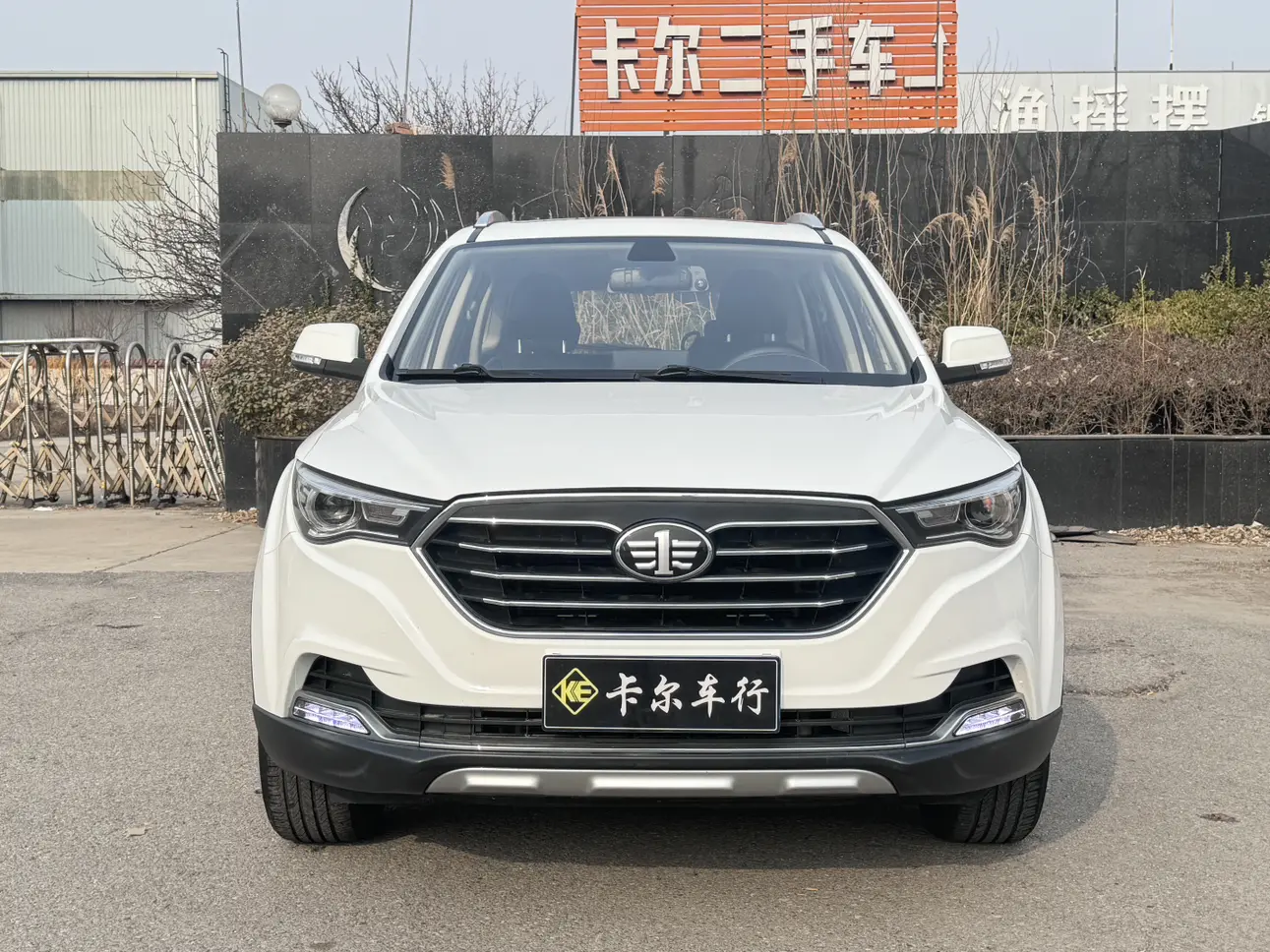 FAW Bestune X40 (Besturn X40)  из Китая