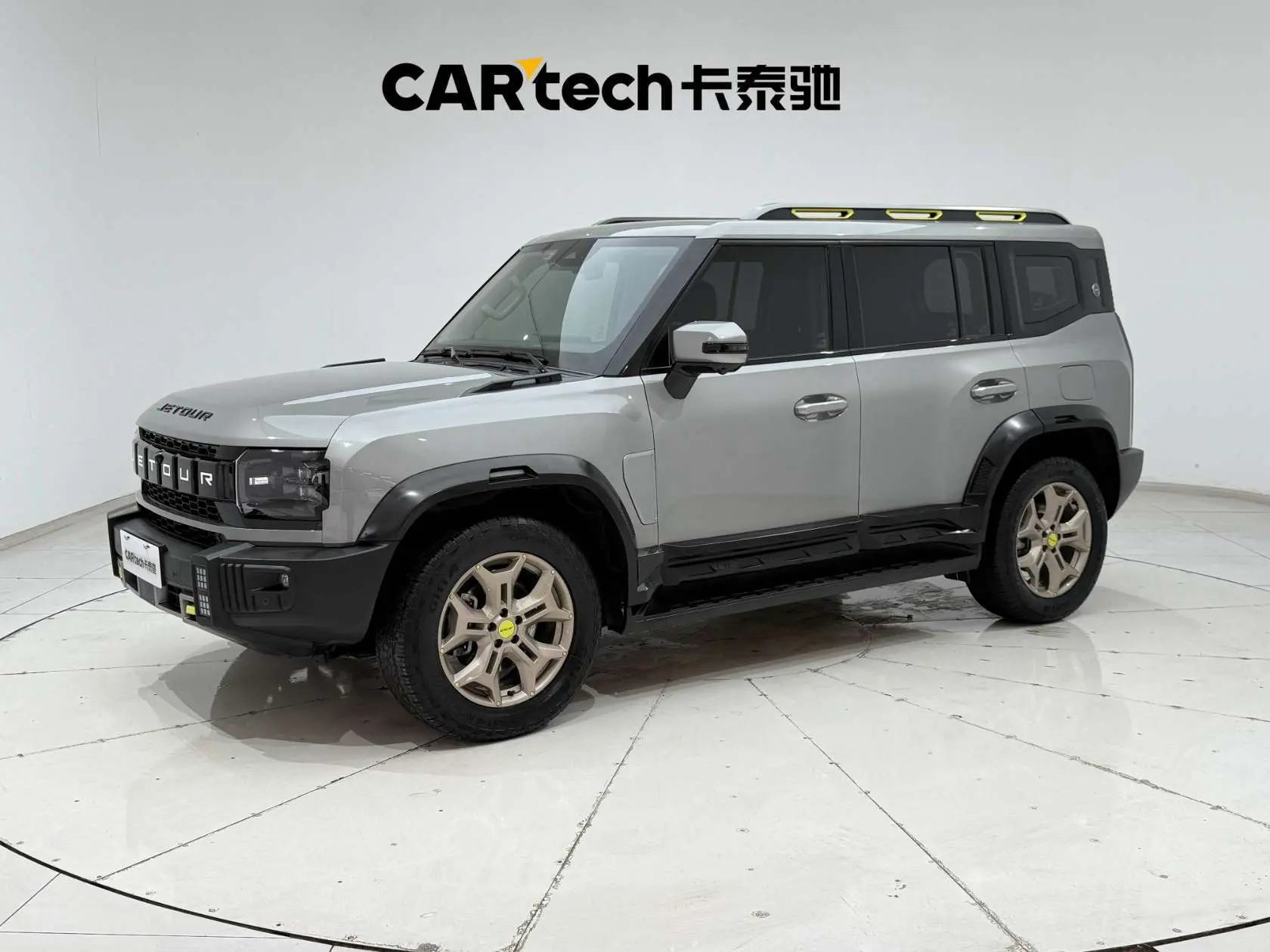 Jetour Jet Traveler  из Китая