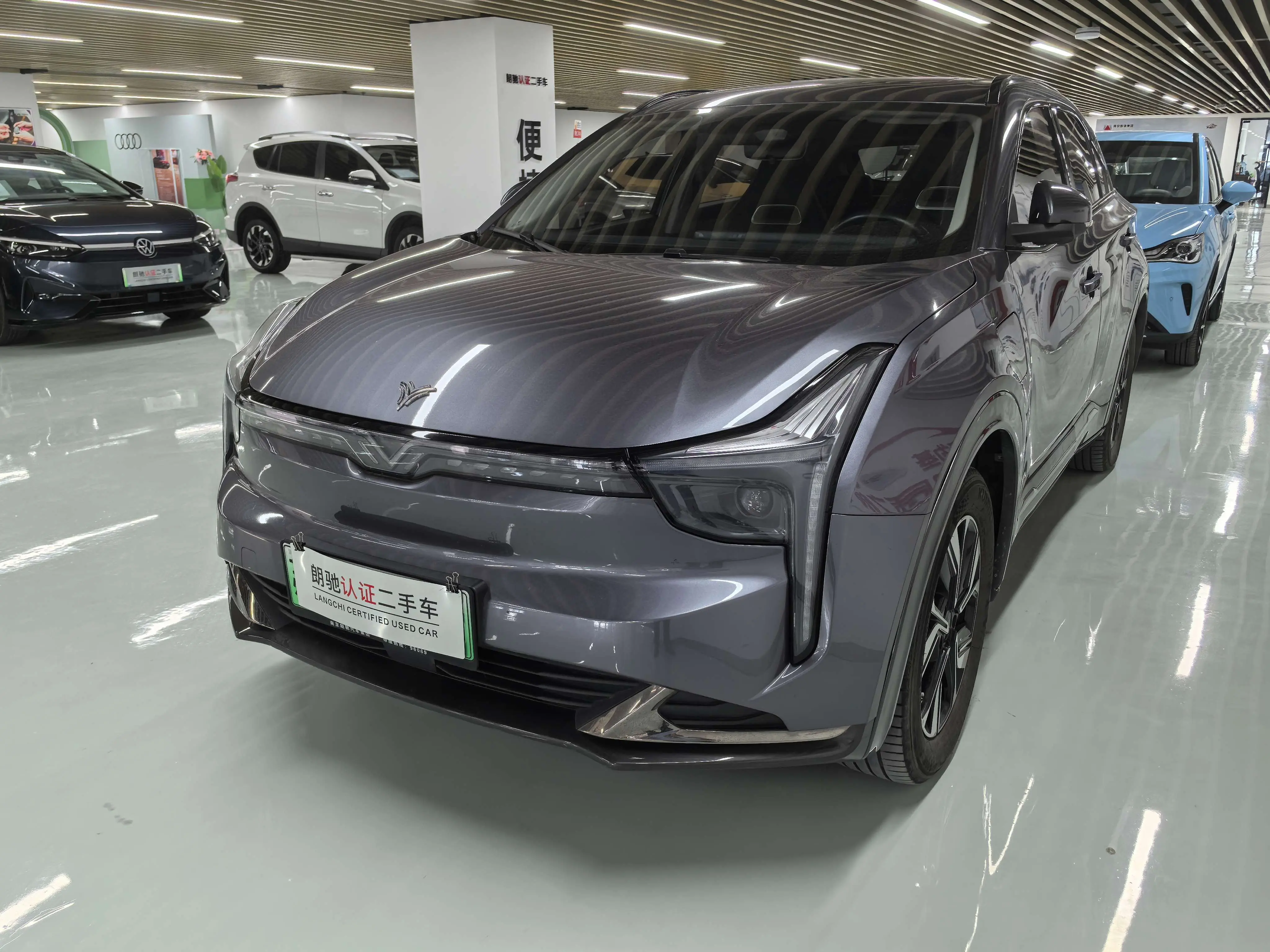 NETA NezhaU  из Китая