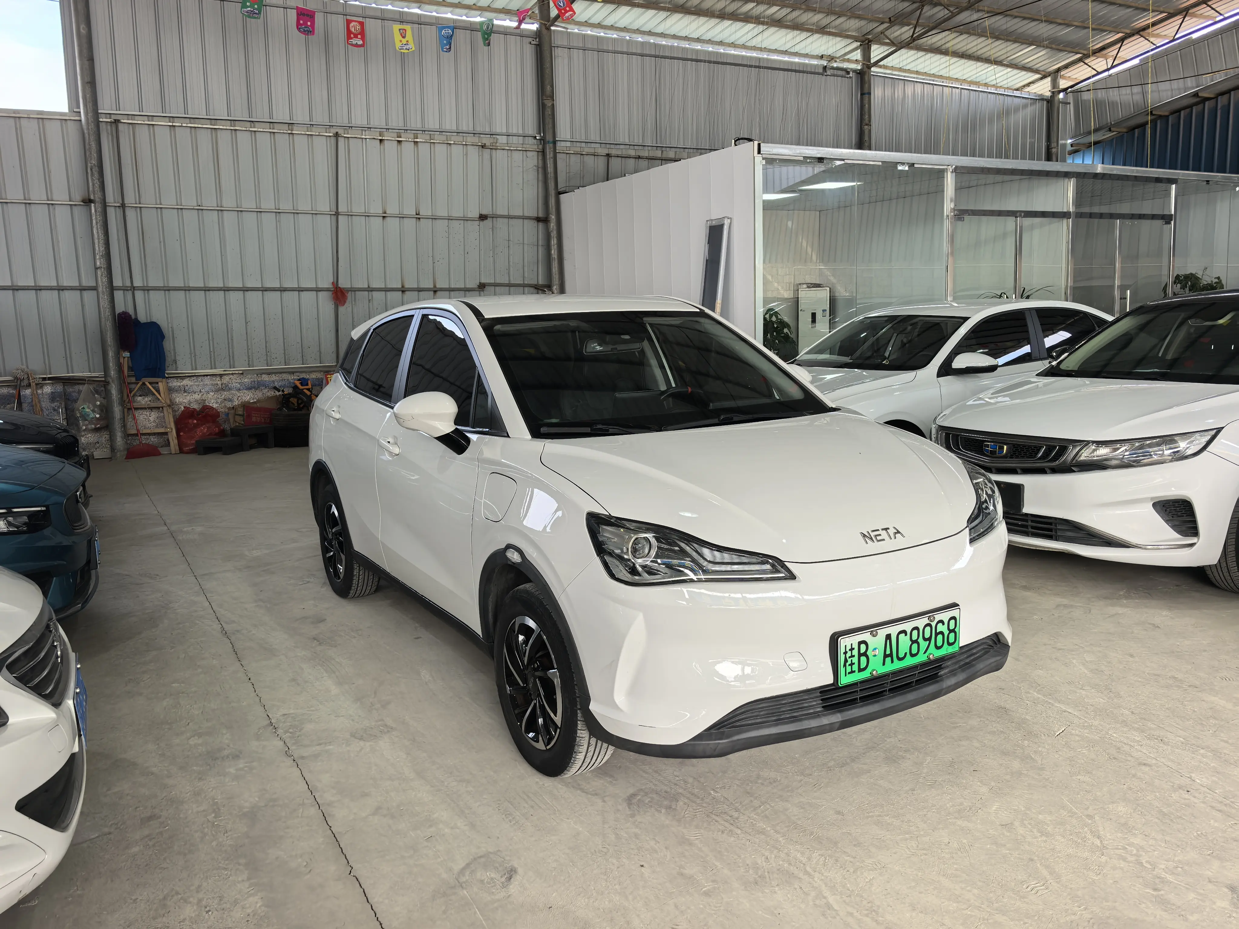 NETA Nezha V  из Китая