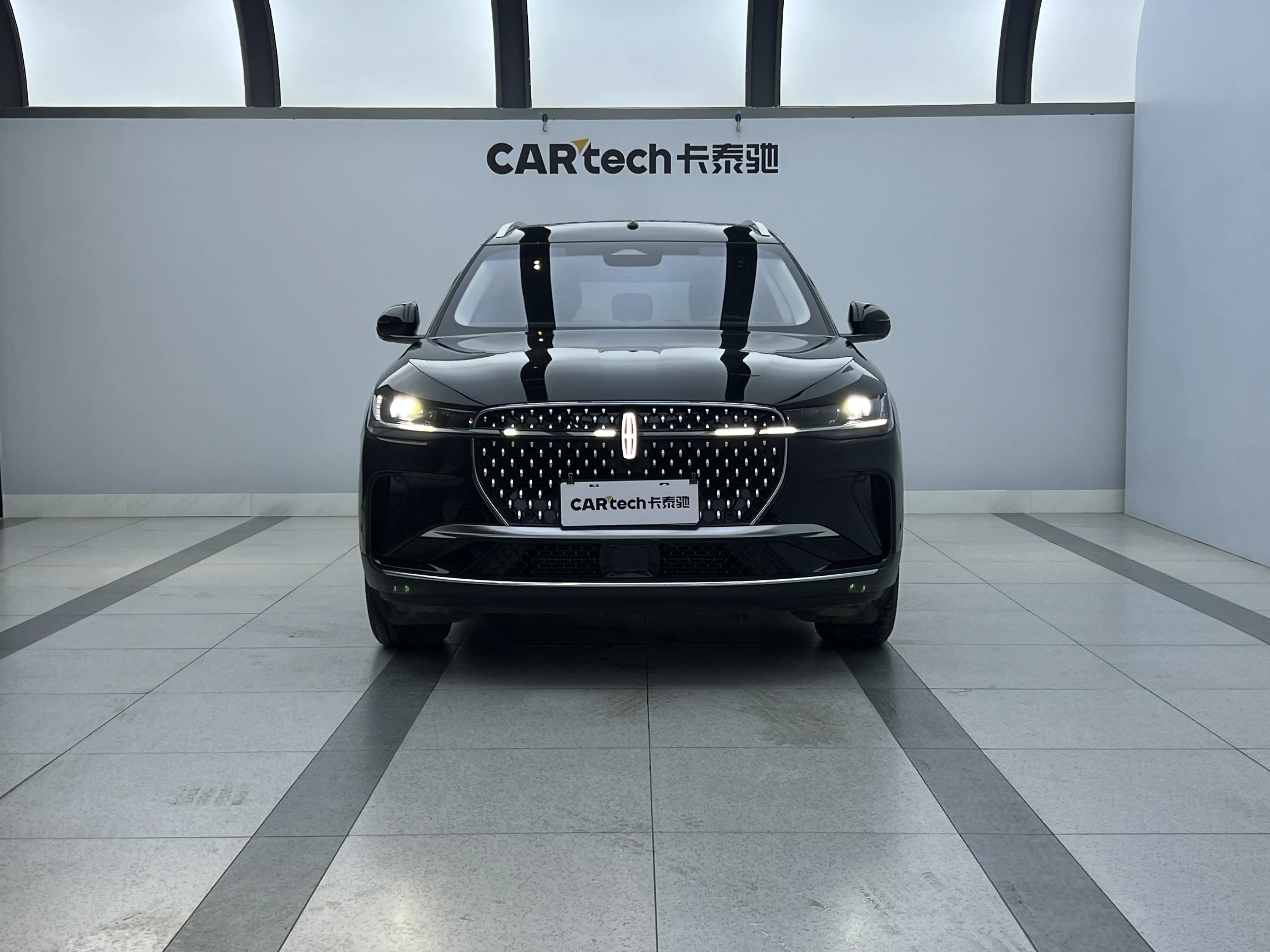 Lincoln Navigator  из Китая