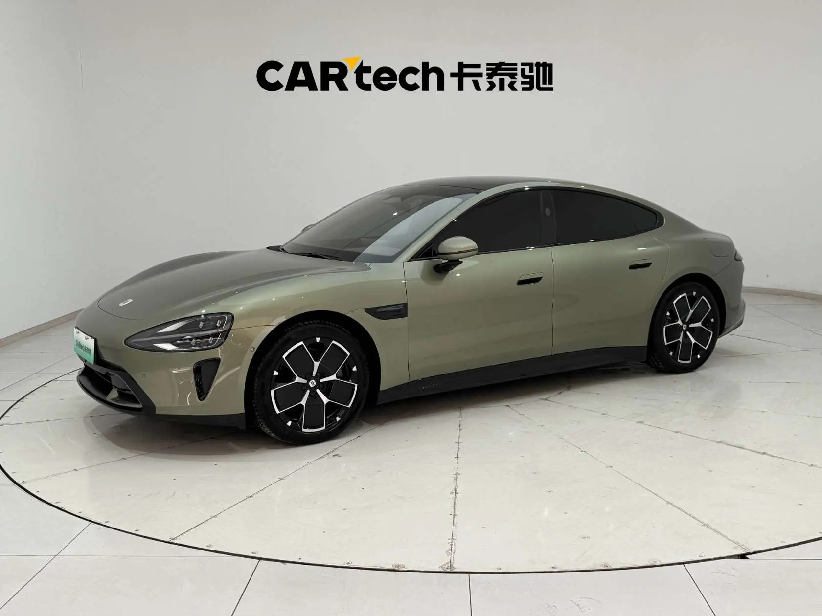 Xiaomi car Xiaomi SU7  из Китая