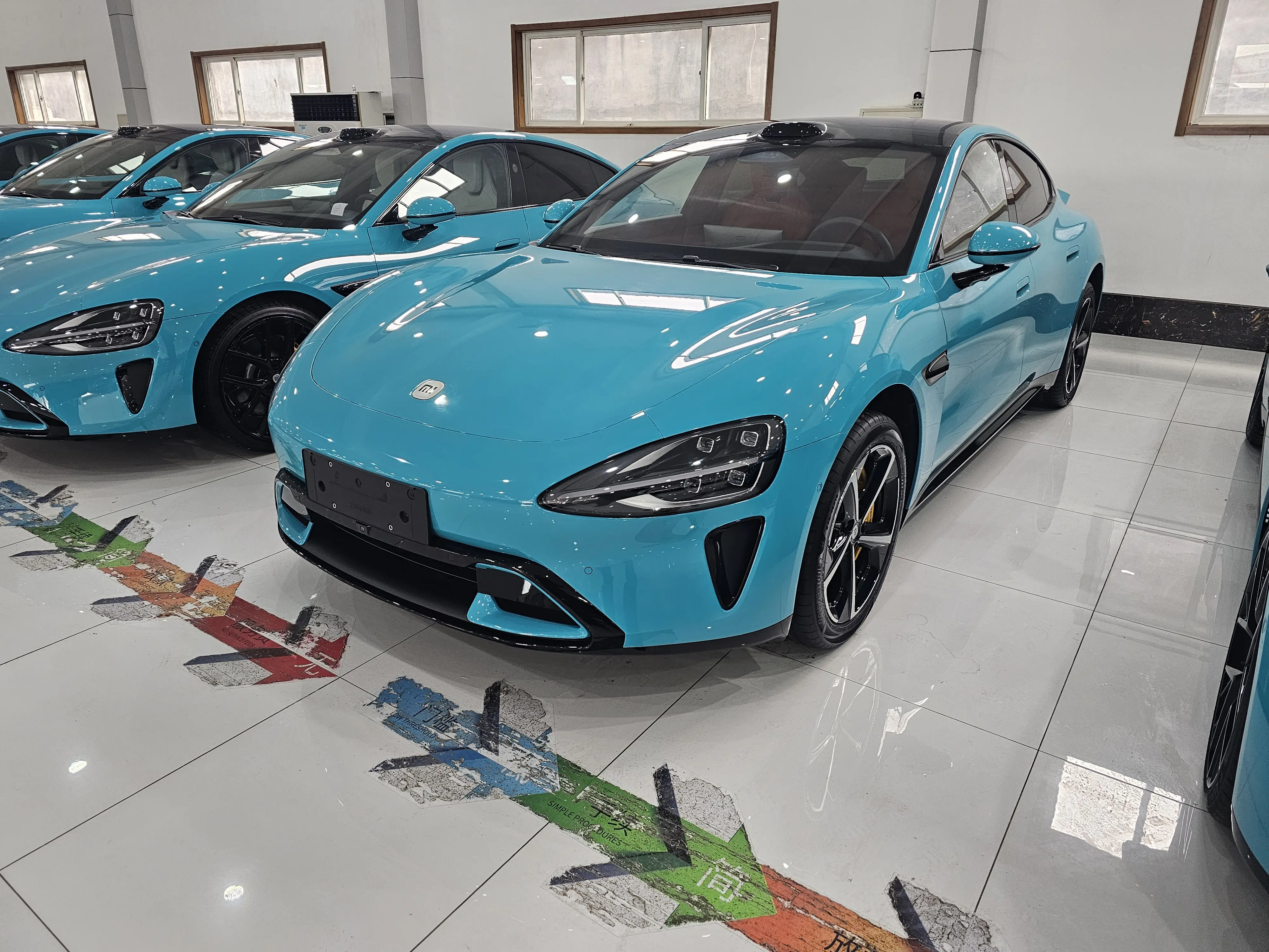 Xiaomi car Xiaomi SU7  из Китая