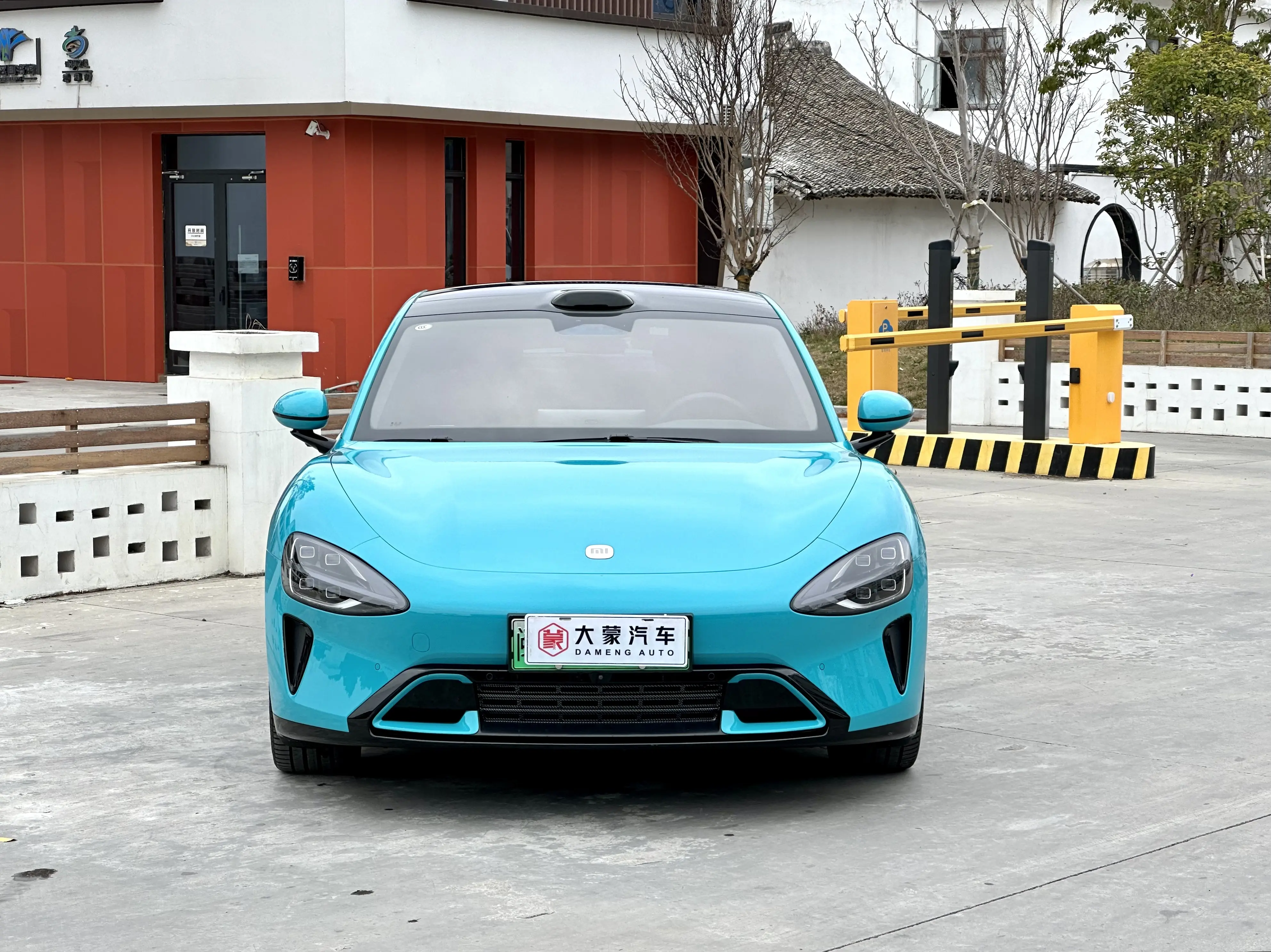 Xiaomi car Xiaomi SU7  из Китая