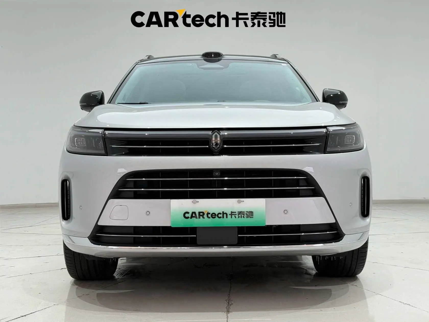 AITO M7 (Wenjie M7)  из Китая