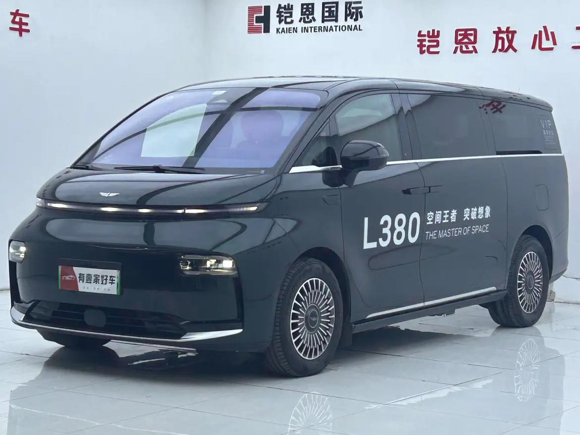 Geely Yizhen L380  из Китая