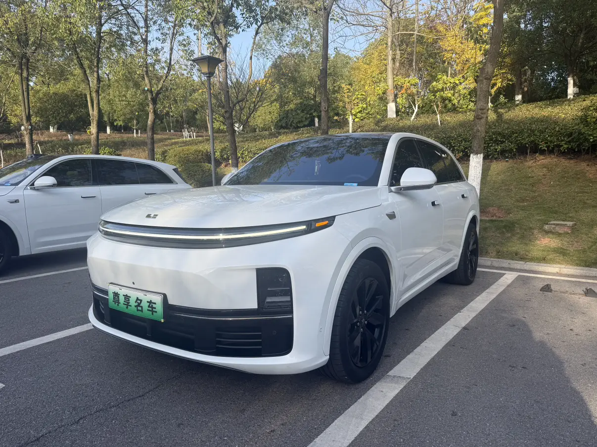Lixiang L7
