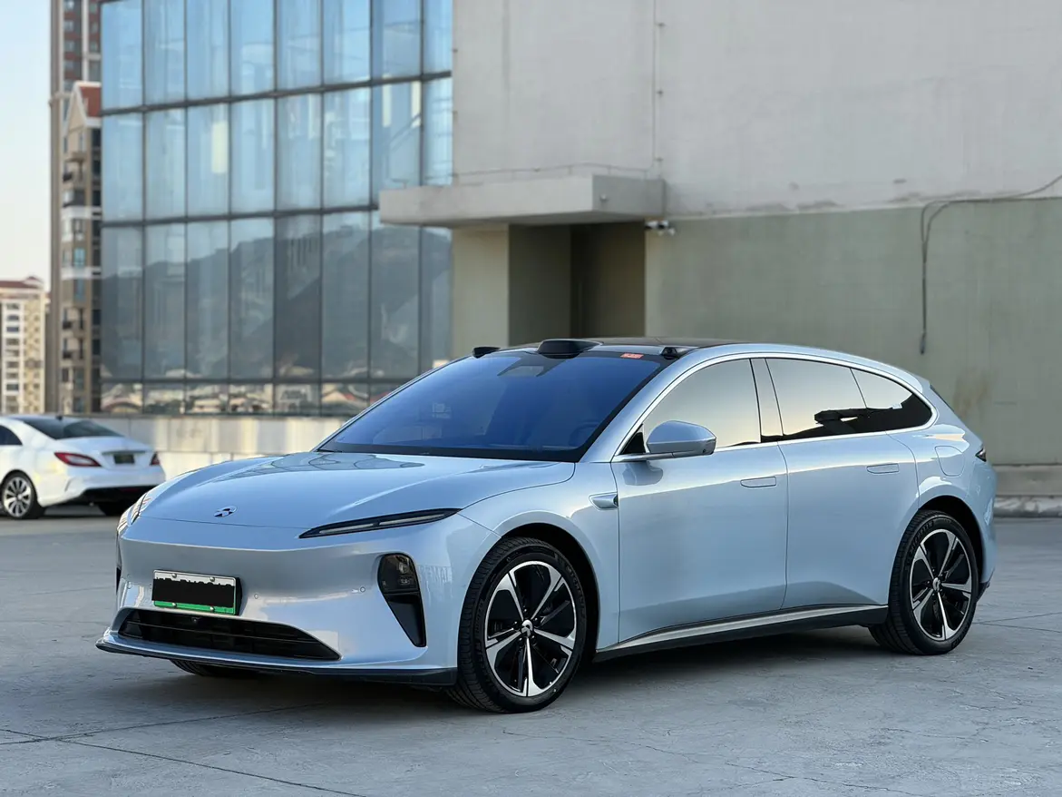 NIO ET5T  из Китая