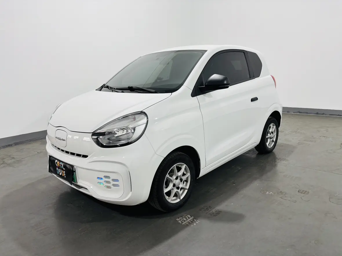 Roewe CLEVER  из Китая