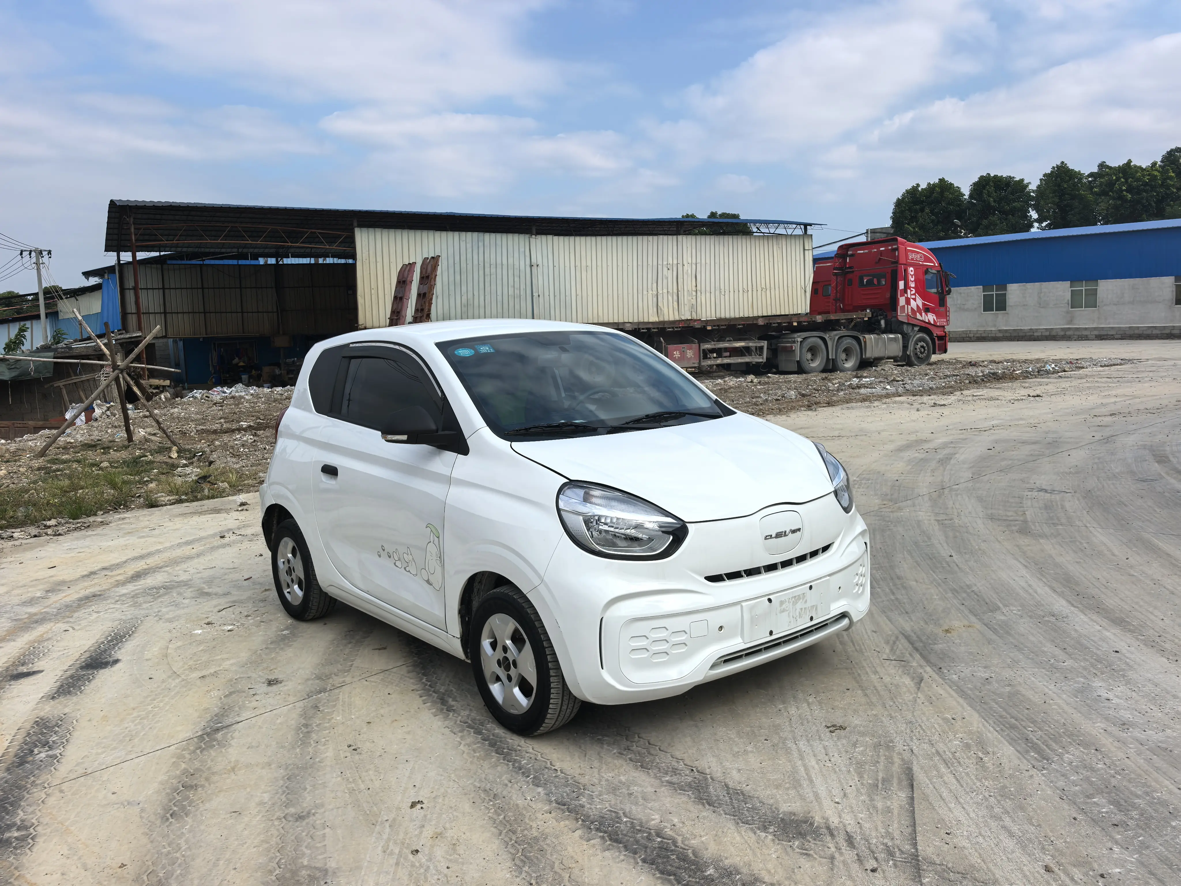 Roewe CLEVER  из Китая