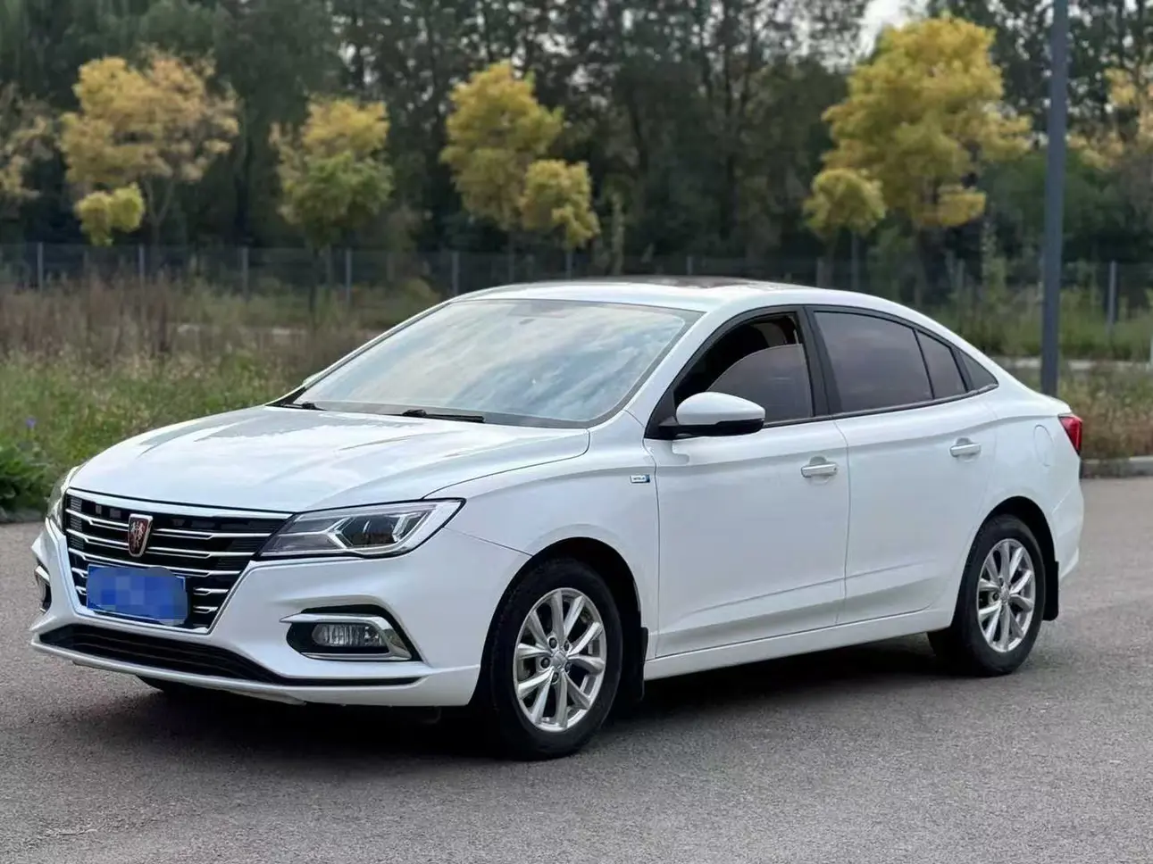 Roewe i5  из Китая