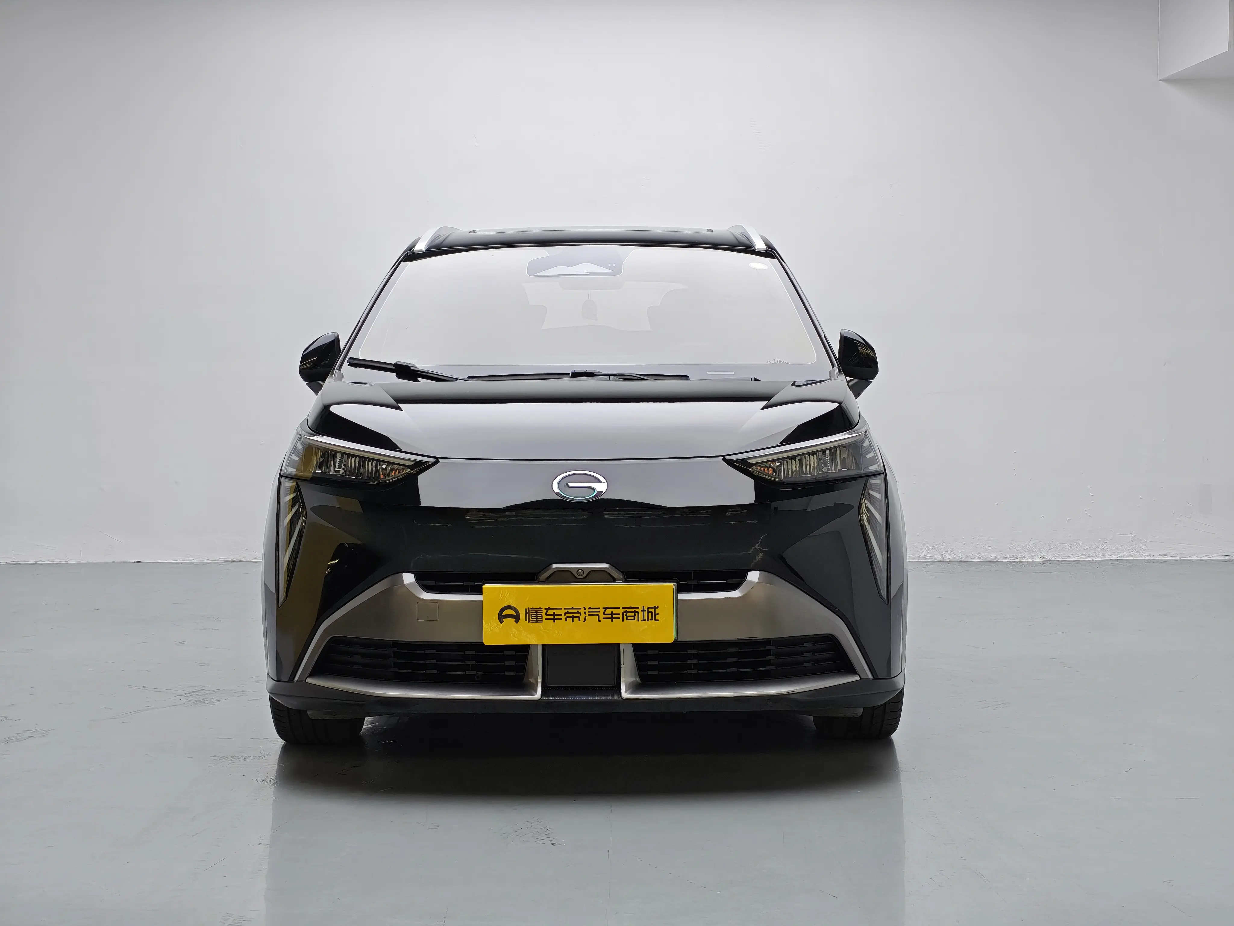 AION Y  из Китая