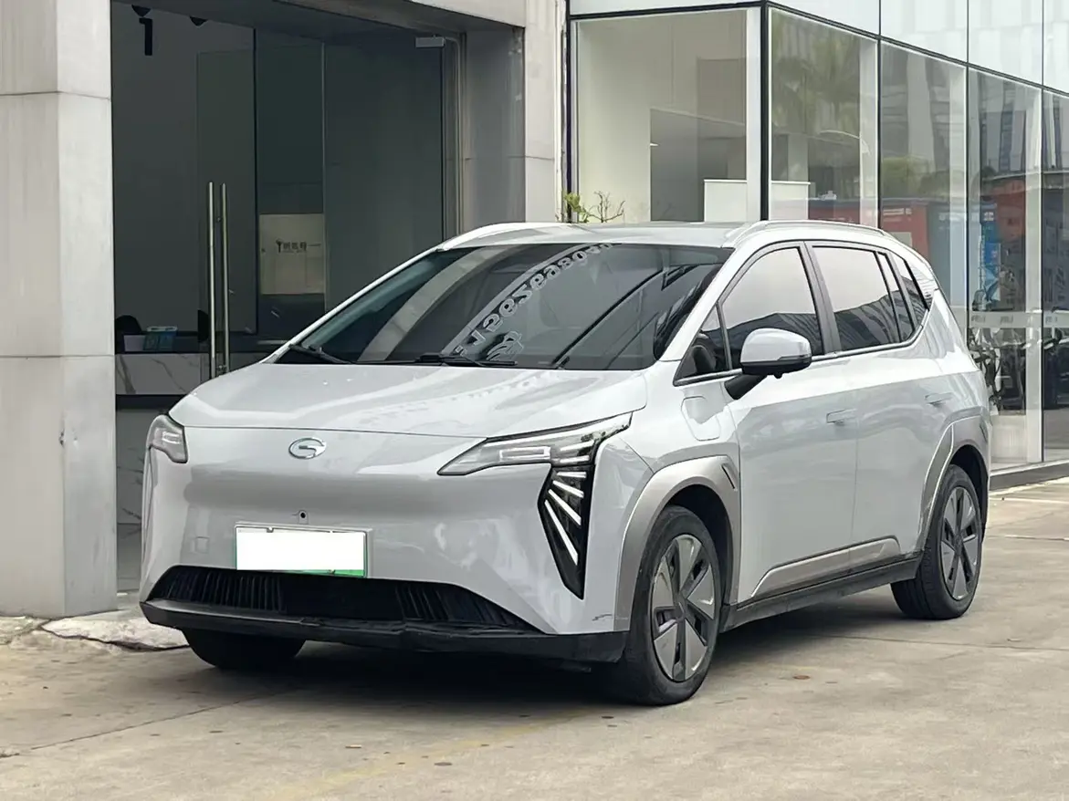 AION Y  из Китая