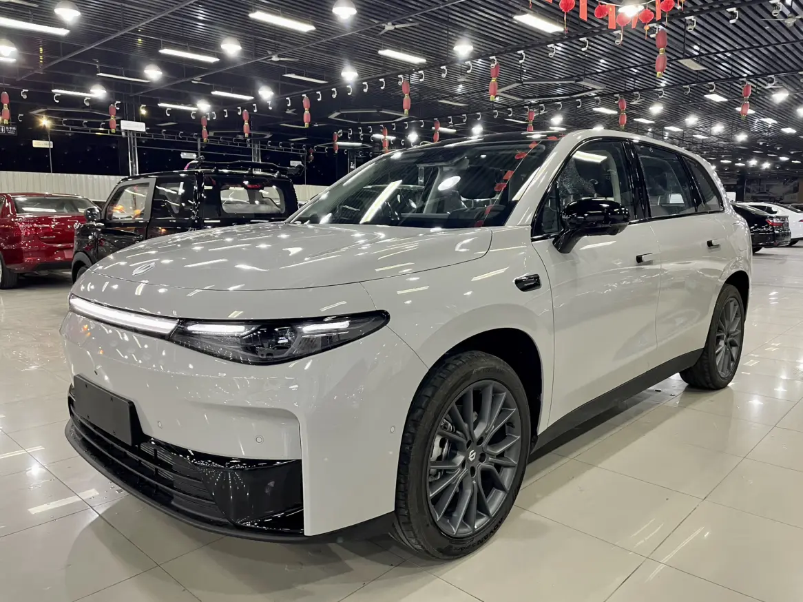 Leapmotor Zero running C10  из Китая