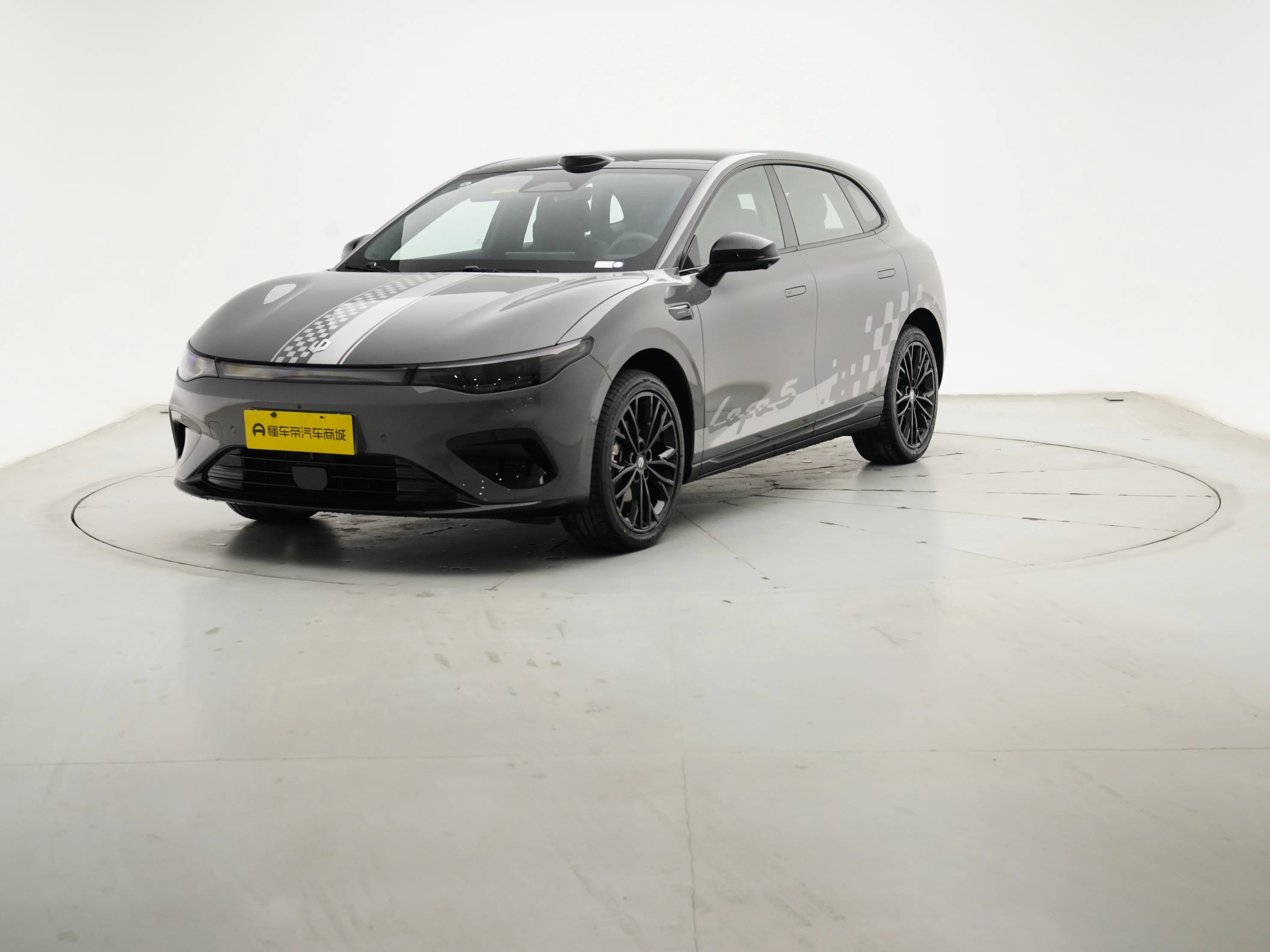 Leapmotor Lafa5  из Китая