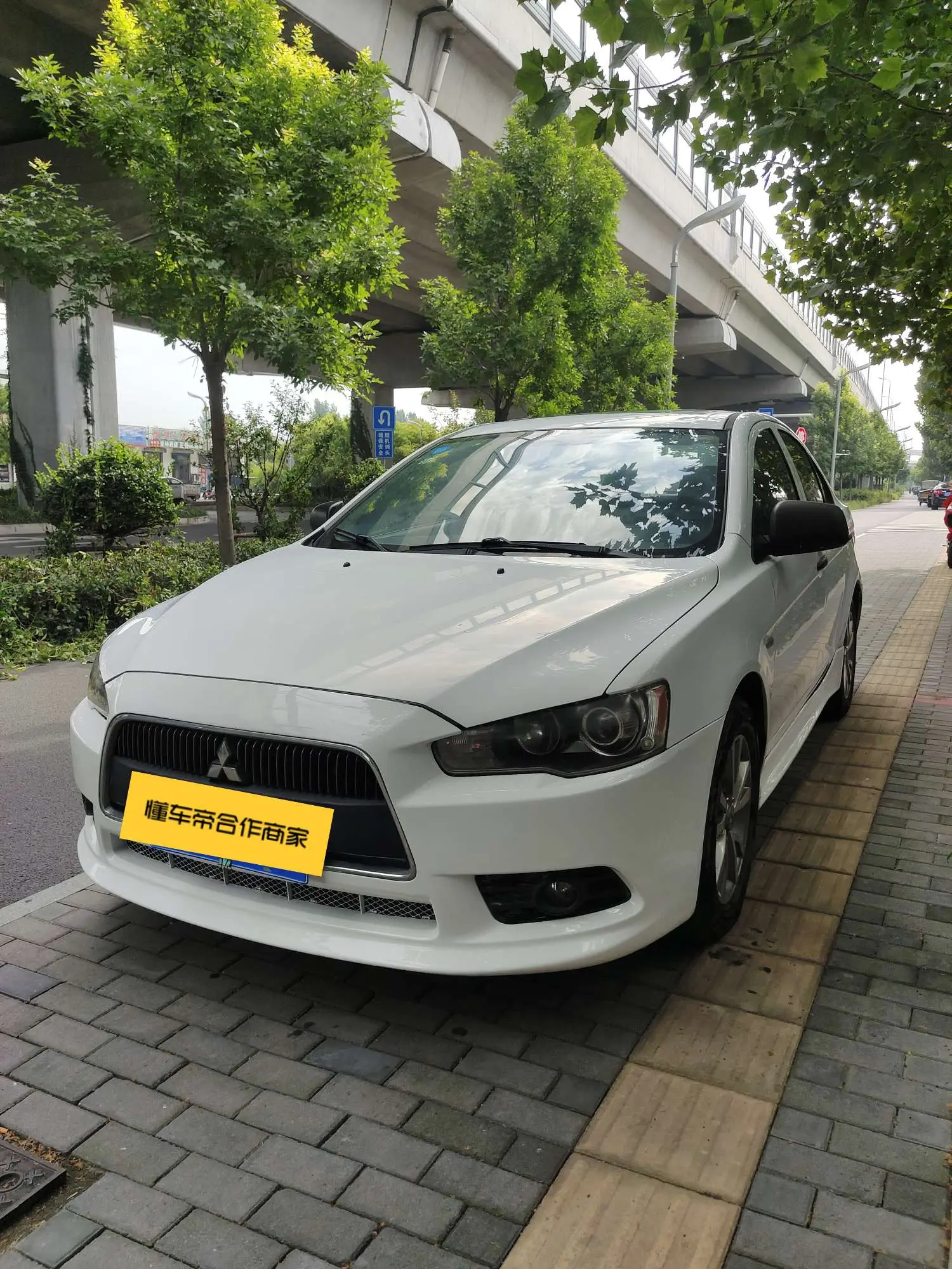 Mitsubishi Winged God  из Китая